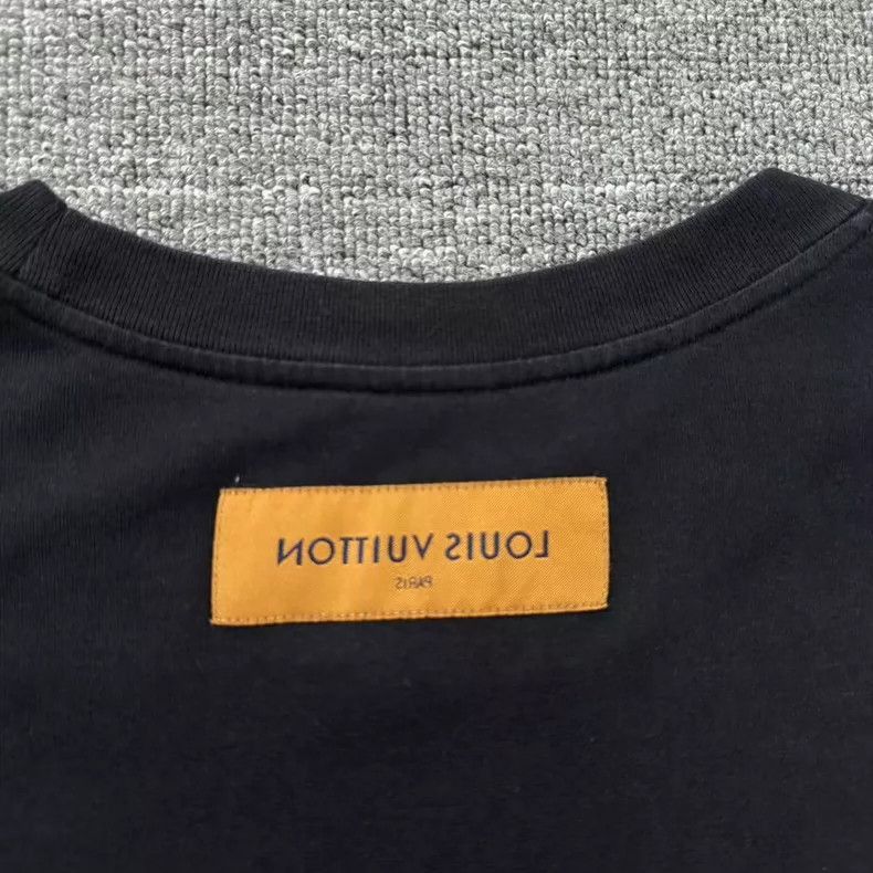 Louis Vuitton LV Black Concert Short Sleeve TShirt-2506 Size US L / EU 52-54 / 3 - 4 Thumbnail