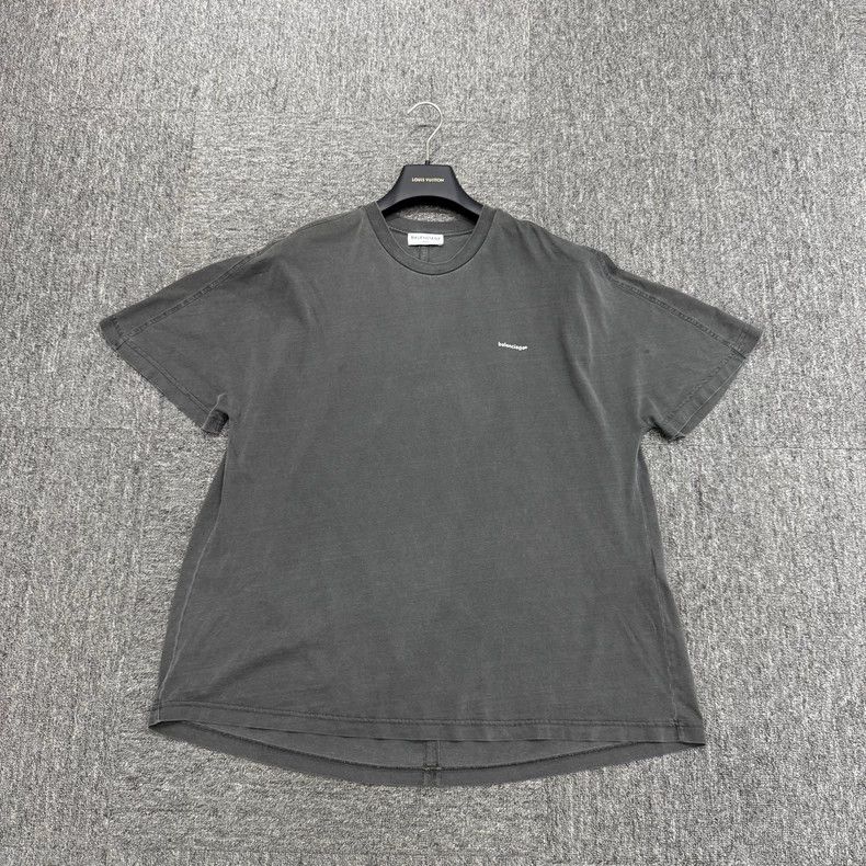 Balenciaga Balenciaga Washed Distressed Print T-Shirt-yf Size US S / EU 44-46 / 1 - 1 Thumbnail