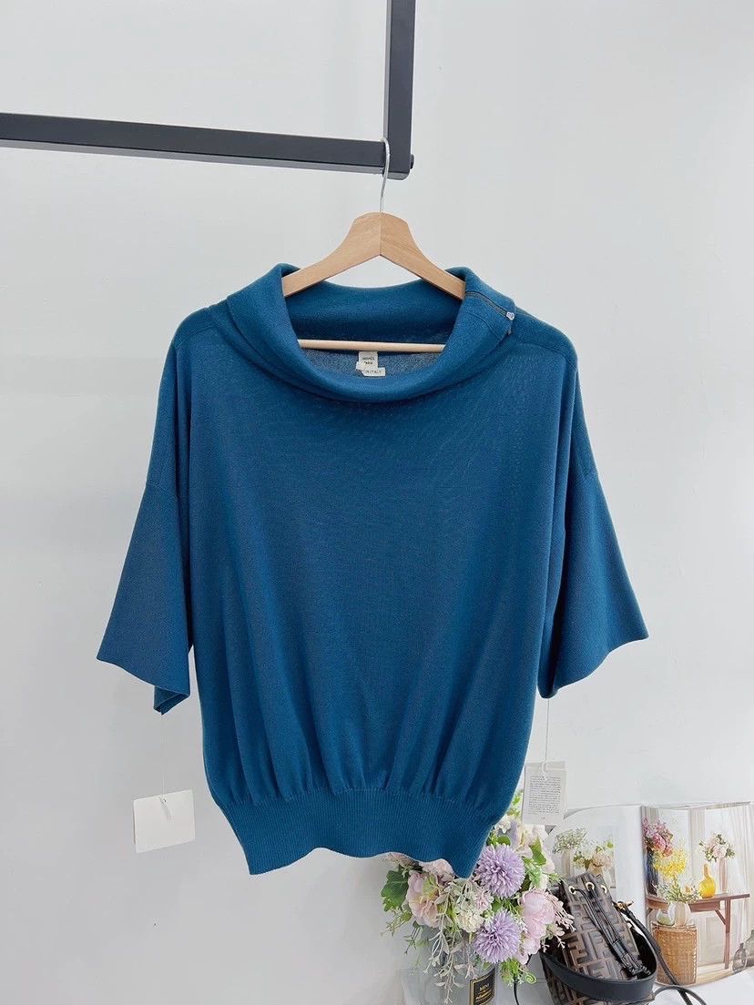 Hermes Hermes Blue Cashmere Short Sleeve Top Size US S / EU 44-46 / 1 - 1 Thumbnail