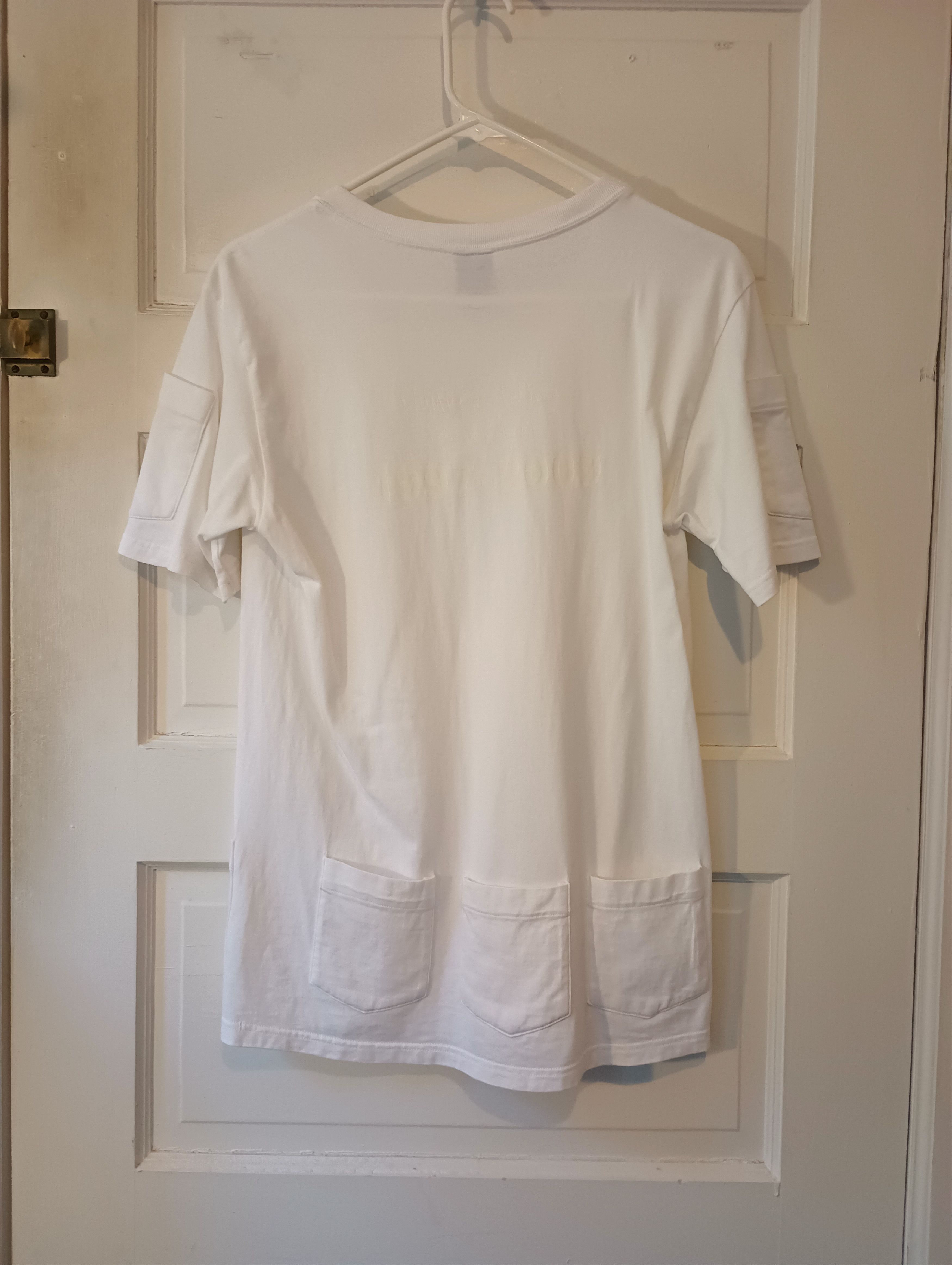Number (N)ine Number (N)ine a/w 2009 multi pocket t v neck t shirt Size US M / EU 48-50 / 2 - 2 Thumbnail