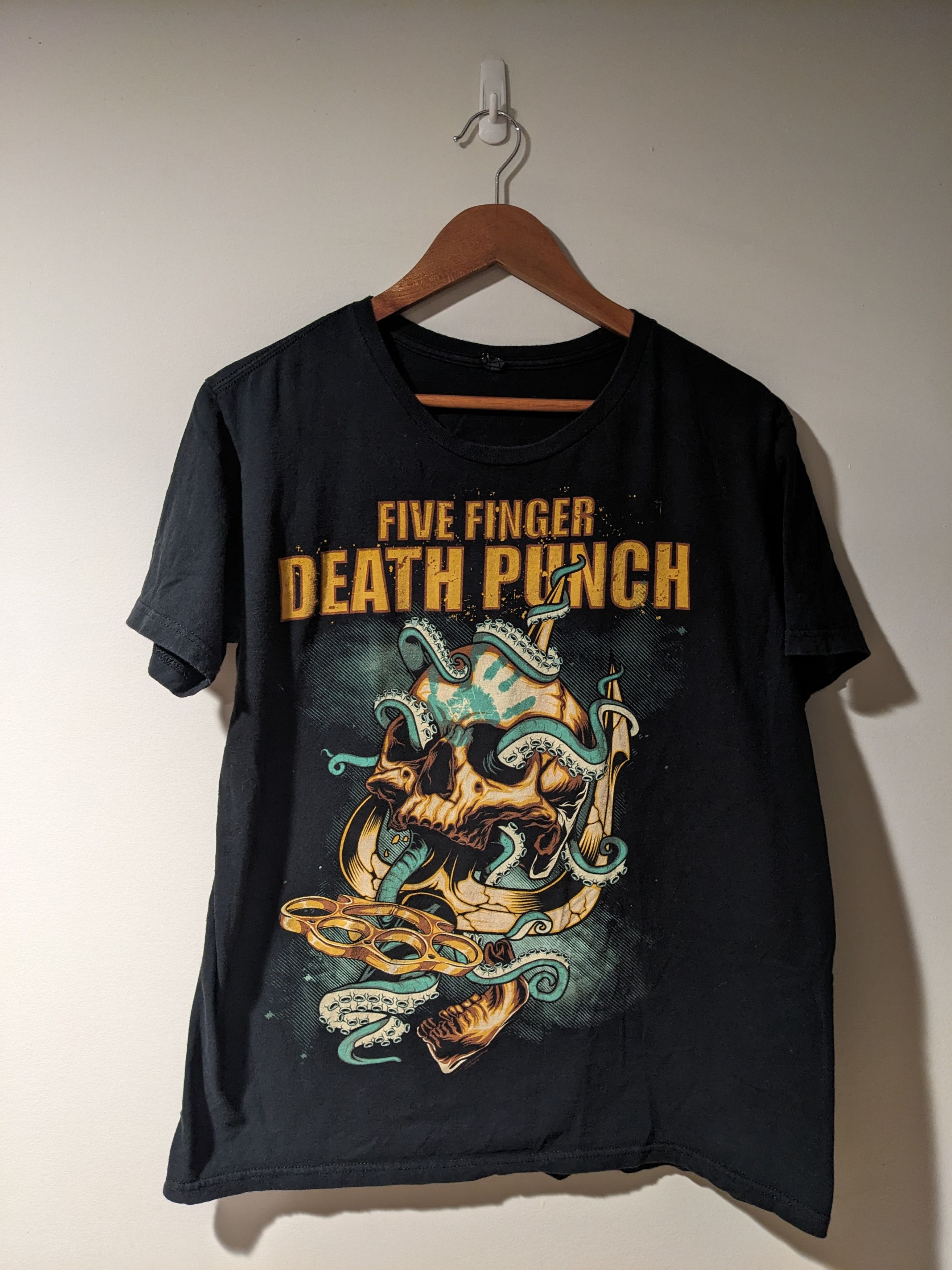 Band Tees × Vintage Vintage 2013 Five Finger Death Punch Snake Skull T-Shirt Size US L / EU 52-54 / 3 - 1 Thumbnail