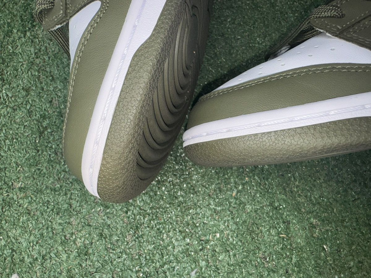 Nike Olive Nike Dunk Low (W9/M7.5) Size US 9 / IT 39 - 5 Thumbnail