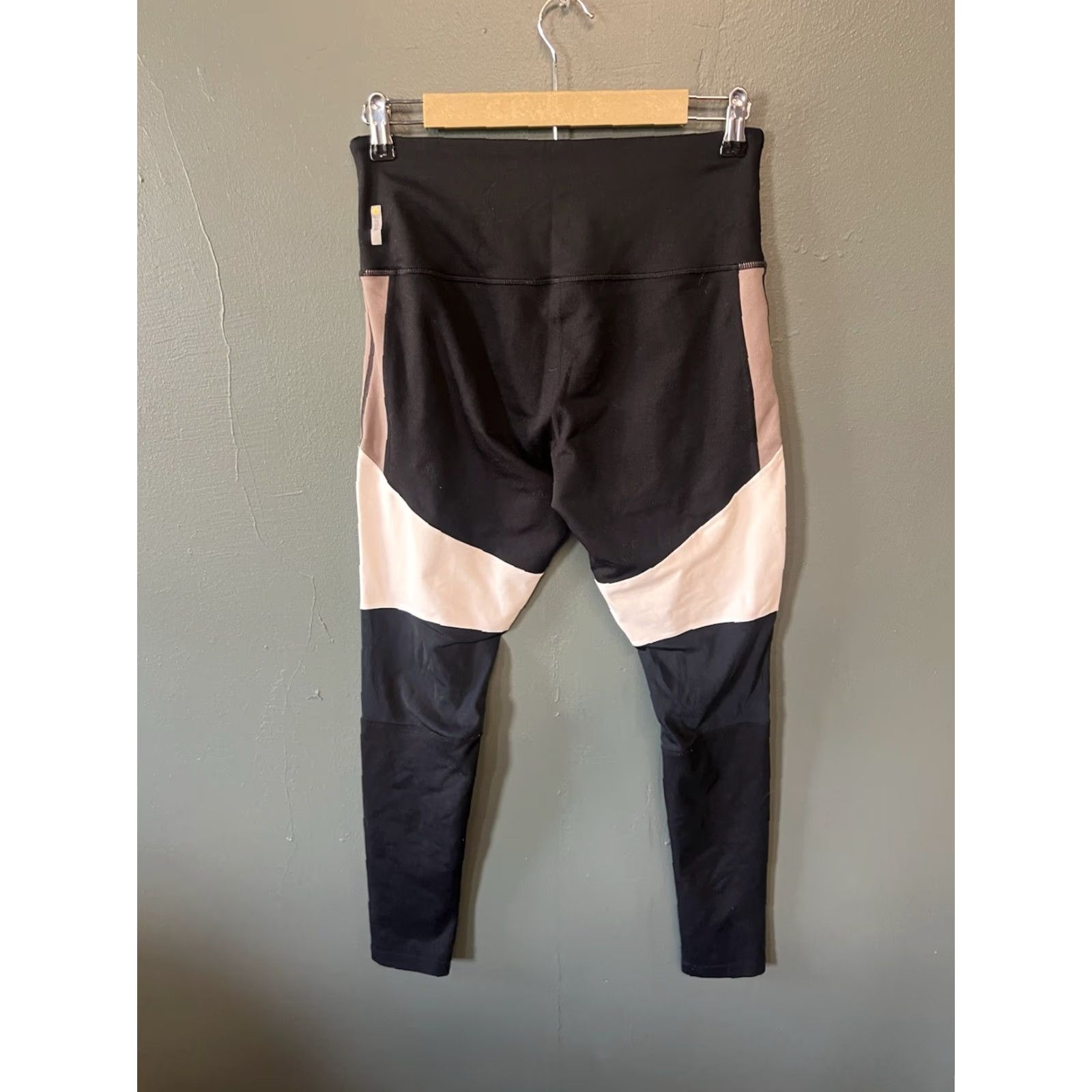 Vintage Zella Leggings Cropped Women's Black Size L Athletic Pull On Size 36" / US 14 / IT 50 - 2 Thumbnail