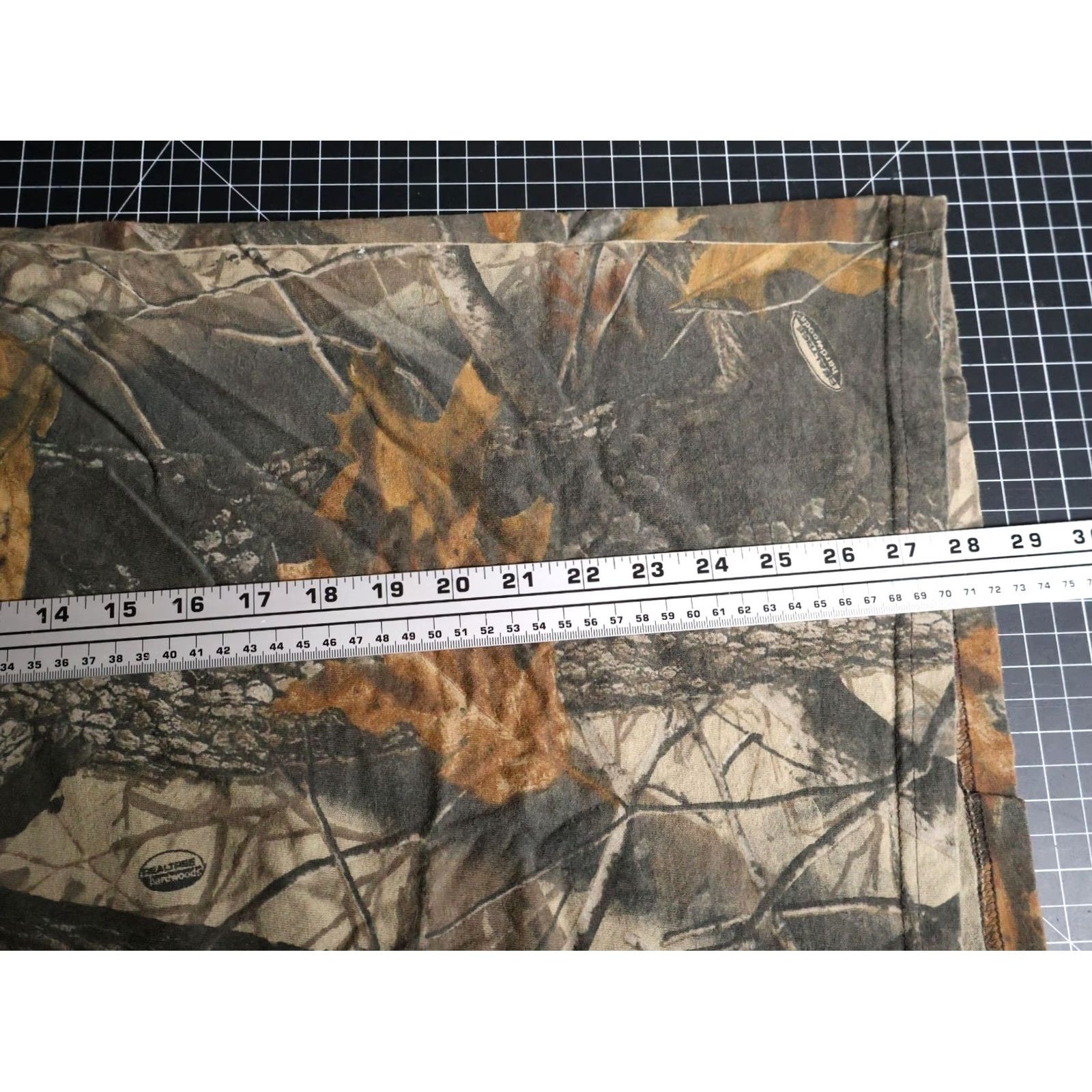 Realtree Pella T-Shirt Men 2XL Camouflage RealTree Brown 100% Cotton Vintage VTG Nature Outdoor Short Sleeve Crew Neck Mens Size US XXL / EU 58 / 5 - 7 Thumbnail
