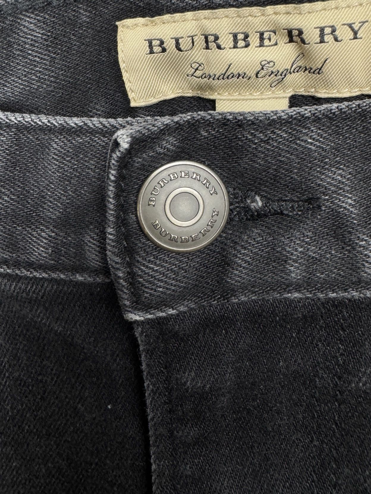 Burberry Burberry London England Skinny Fit grey stretchy denim jeans Size US 31 - 5 Thumbnail