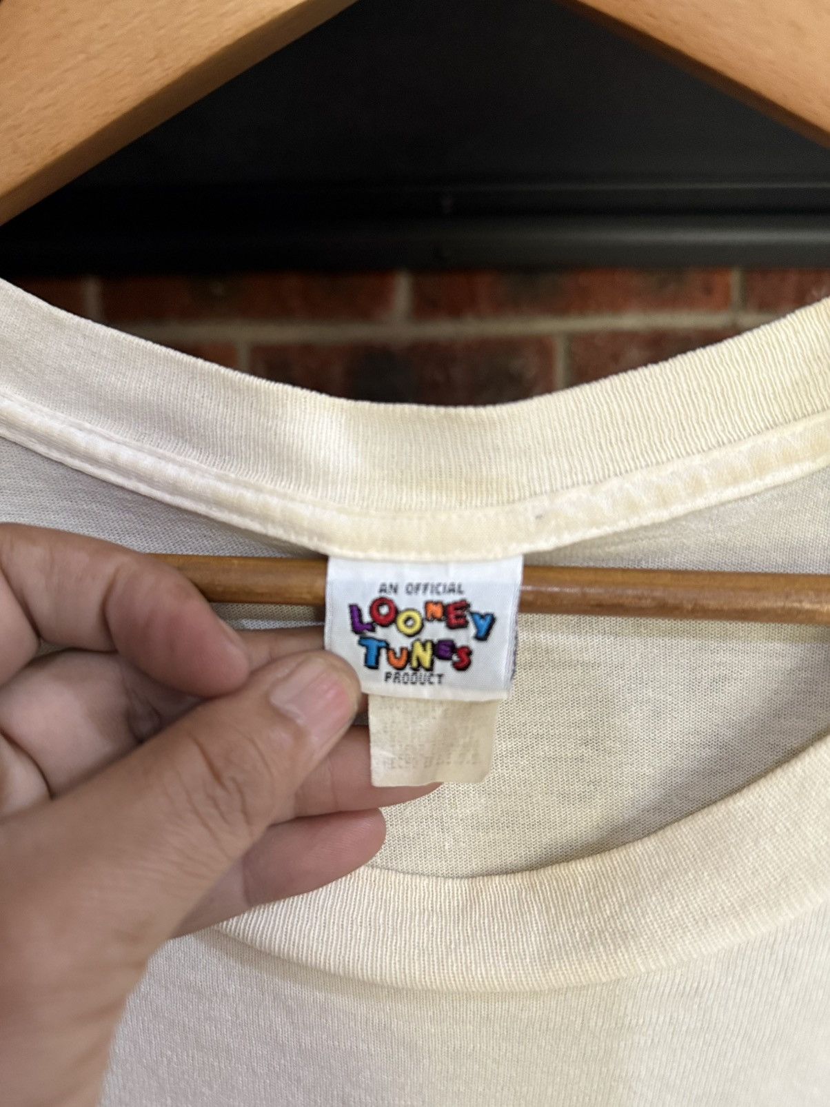 Cartoon Network × Vintage Thrashed Vintage 90s Tweety Lifeguard Warner Bros Faded Tee Size US XL / EU 56 / 4 - 8 Thumbnail