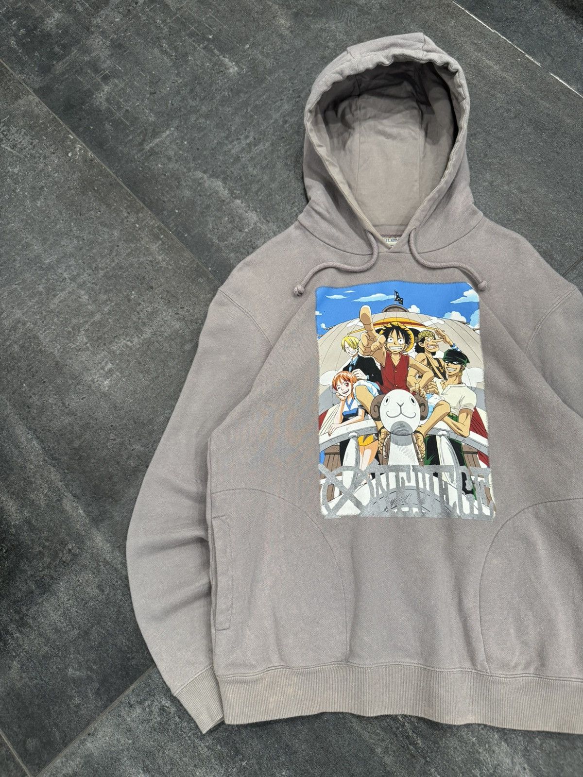 One Piece Vintage Y2K One Piece Toei Animation Hoodie Sweatshirt Large Size US L / EU 52-54 / 3 - 2 Thumbnail