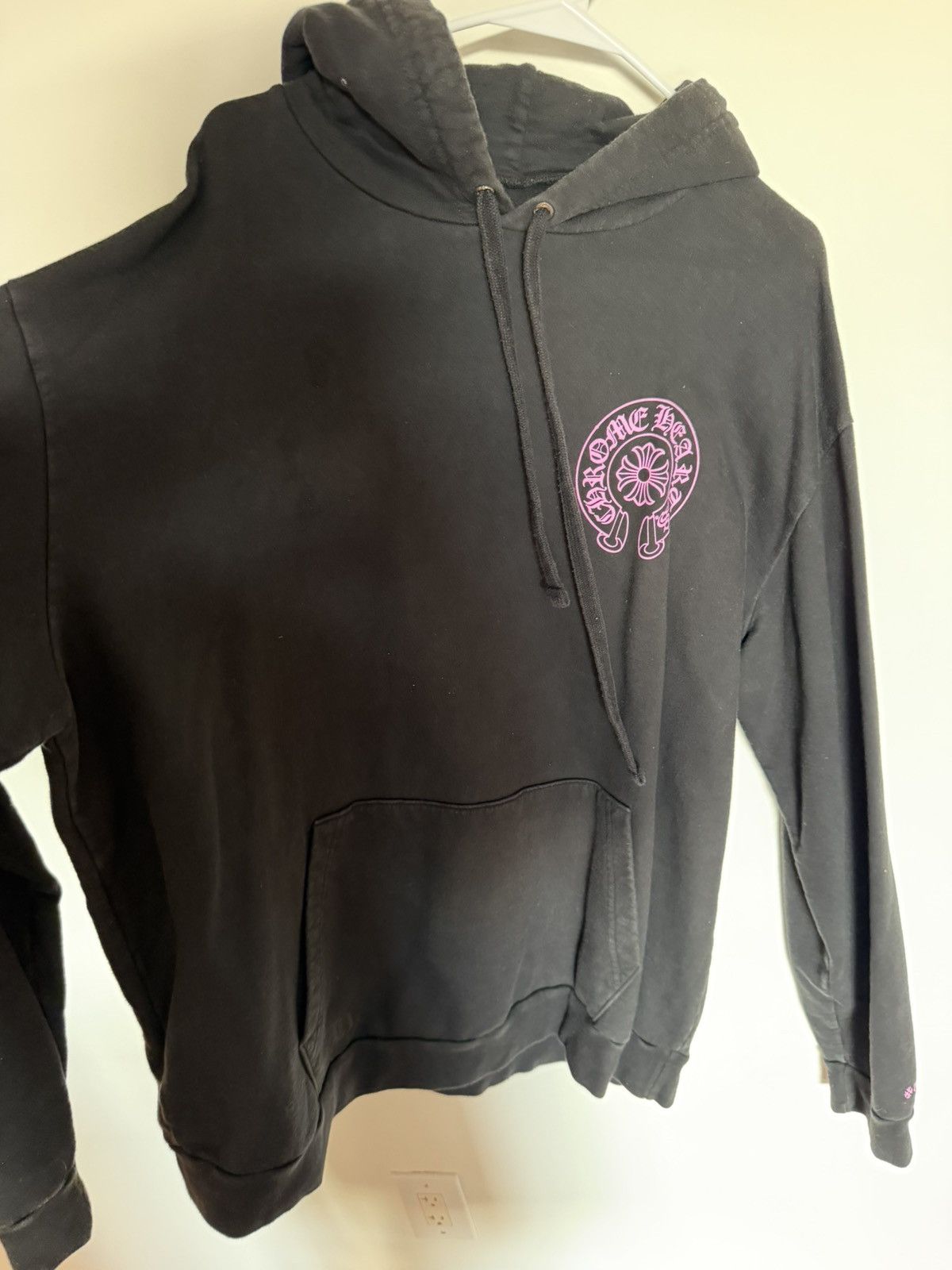 Chrome Hearts EXCLUSIVE CHROME HEARTS PINK HORSE SHOE LOGO HOODIE Size US XL / EU 56 / 4 - 1 Thumbnail