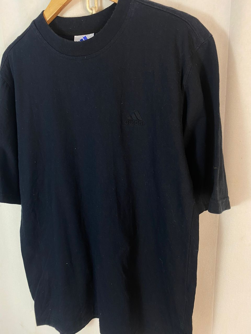 Adidas × Vintage Vintage adidas small logo black tshirt Size US L / EU 52-54 / 3 - 2 Thumbnail