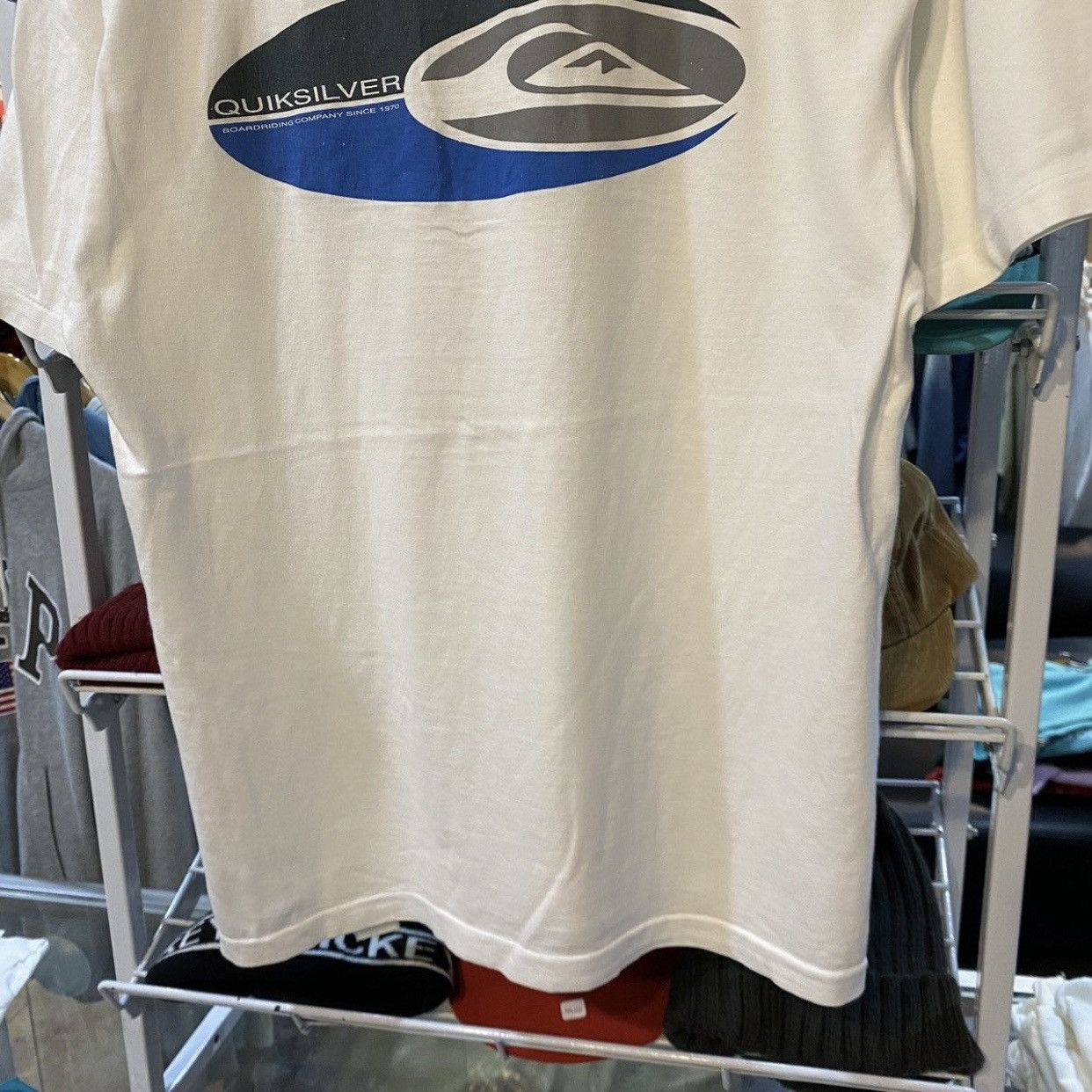 Quiksilver Quiksilver Vintage Big Logo T-Shirt Surfwear 90s Y2K Size US L / EU 52-54 / 3 - 4 Thumbnail
