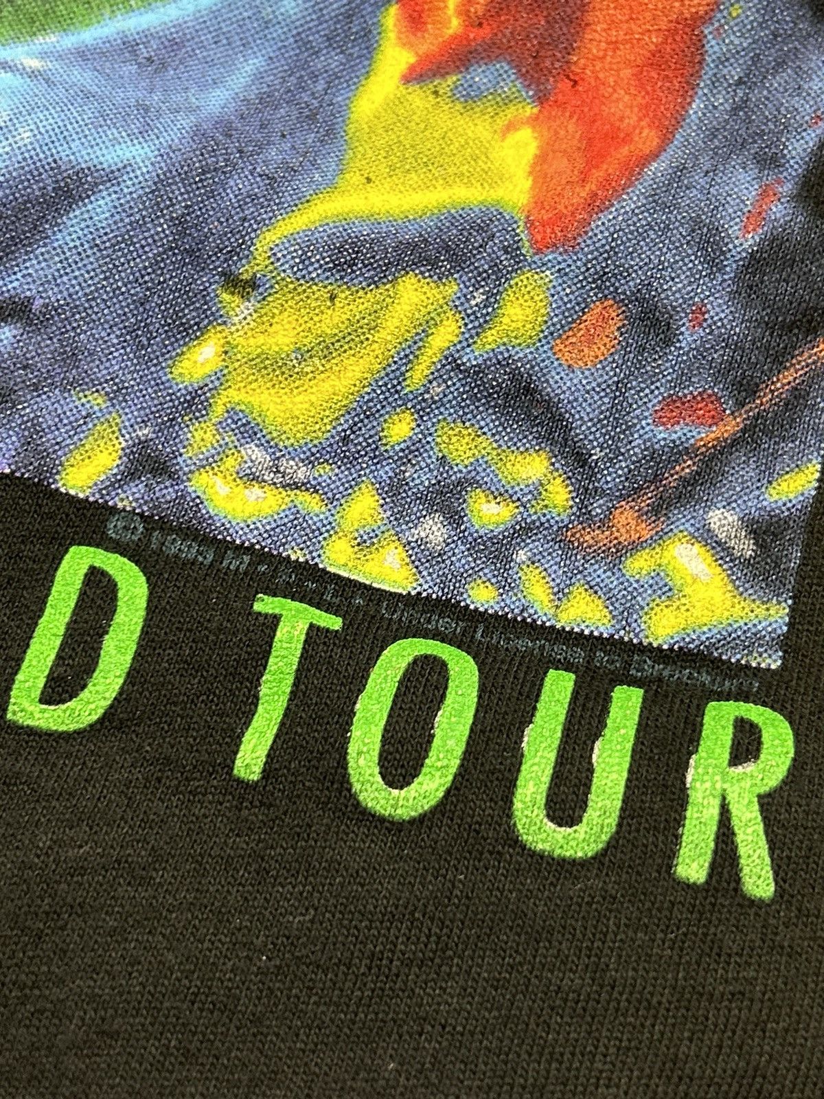 Vintage Vintage 1993 Paul McCartney The New World Tour T Shirt Size US XL / EU 56 / 4 - 3 Thumbnail
