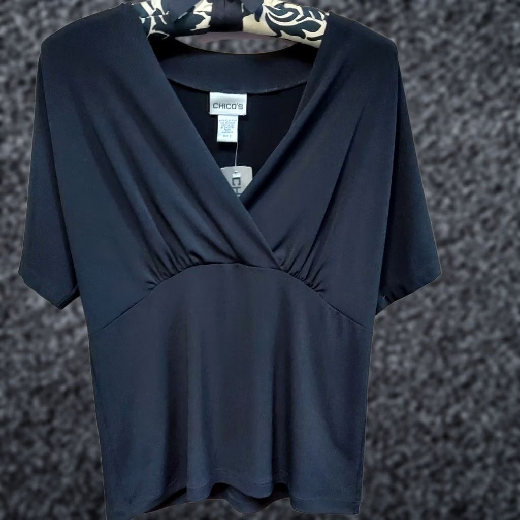 Vintage Chico's Blouse Wrap Front Short Sleeve Black Sz 0 USA Womens Silky Chic Shirt Pattern Solid V-Neck Pullover Casual Top Regular Fit Size XS / US 0-2 / IT 36-38 - 1 Thumbnail
