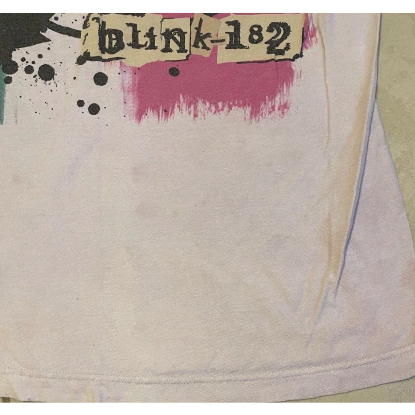 Vintage VINTAGE Blink 182 Faded Distress Shirt S Punk Rock Concert Tour Grunge 80s 90s Band Retro Music T-Shirt Mens Small White Smiley Face Size US S / EU 44-46 / 1 - 4 Thumbnail