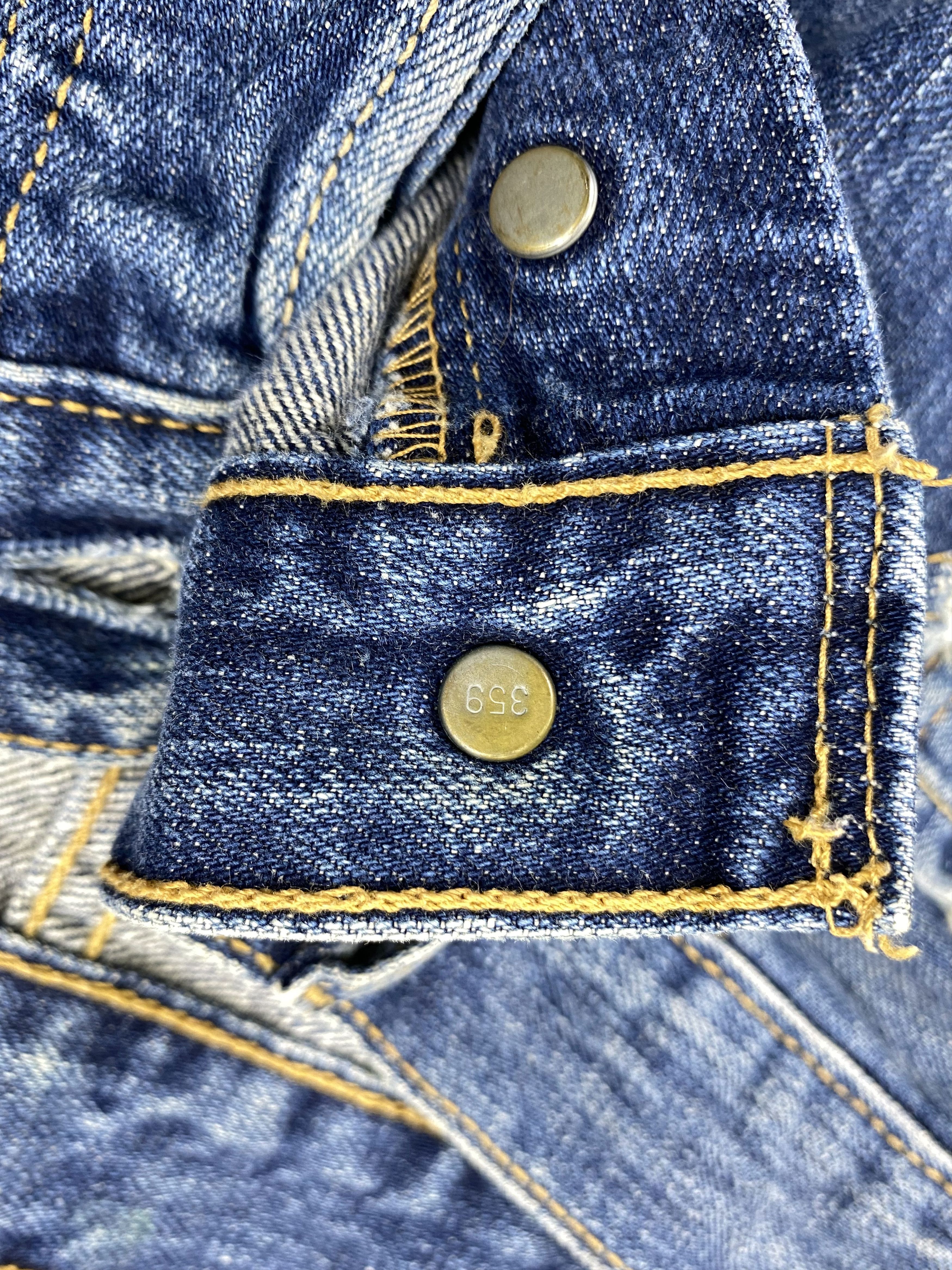 Levi's Blue Distressed Vintage Levi's 501 31x31.5 Denim -JN1190 Size US 31 - 7 Thumbnail