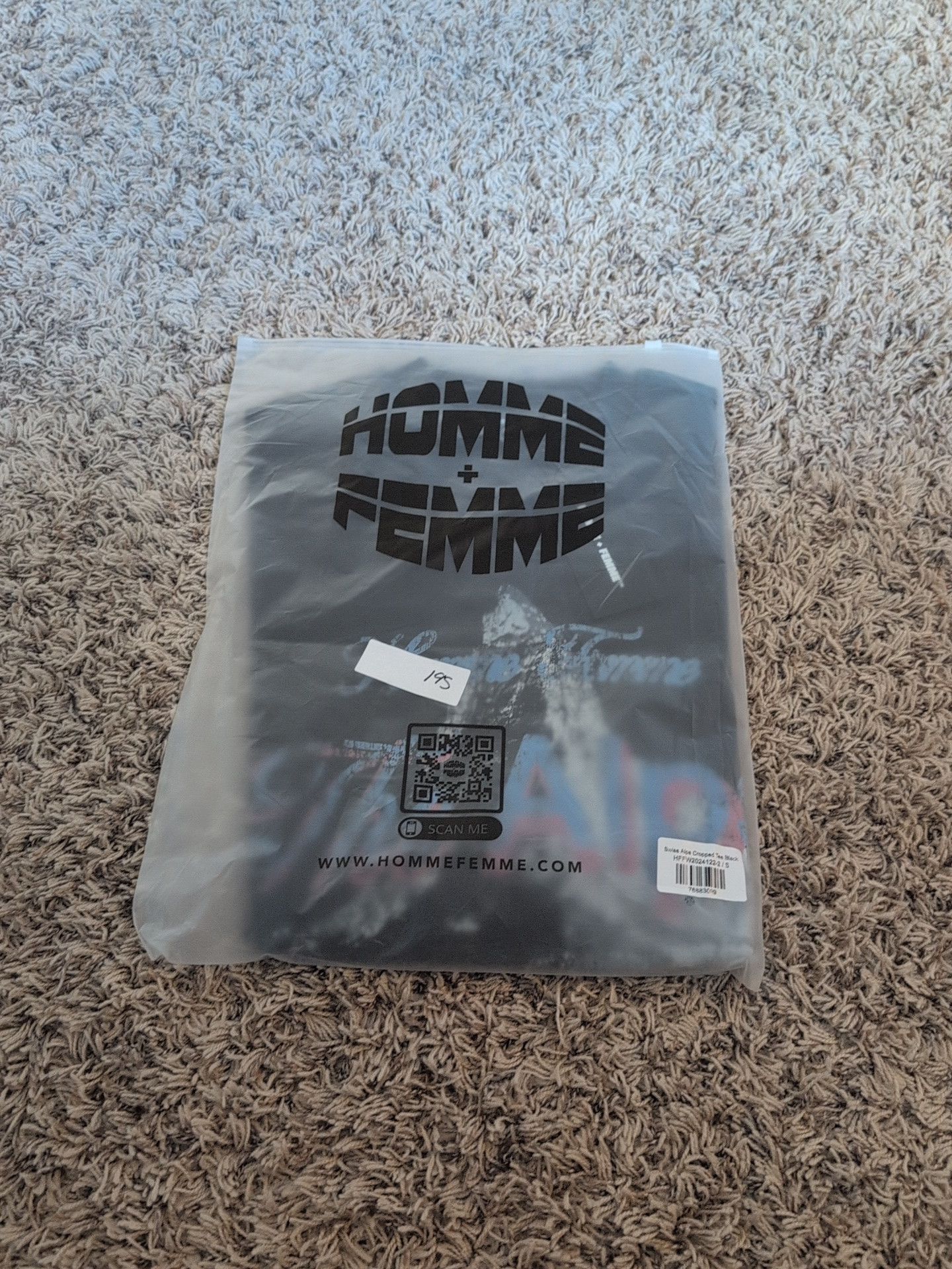 Homme + Femme La Homme+Femme The Alps Graphic Oversized Size S $110 MSRP 🔥 Size US S / EU 44-46 / 1 - 2 Thumbnail