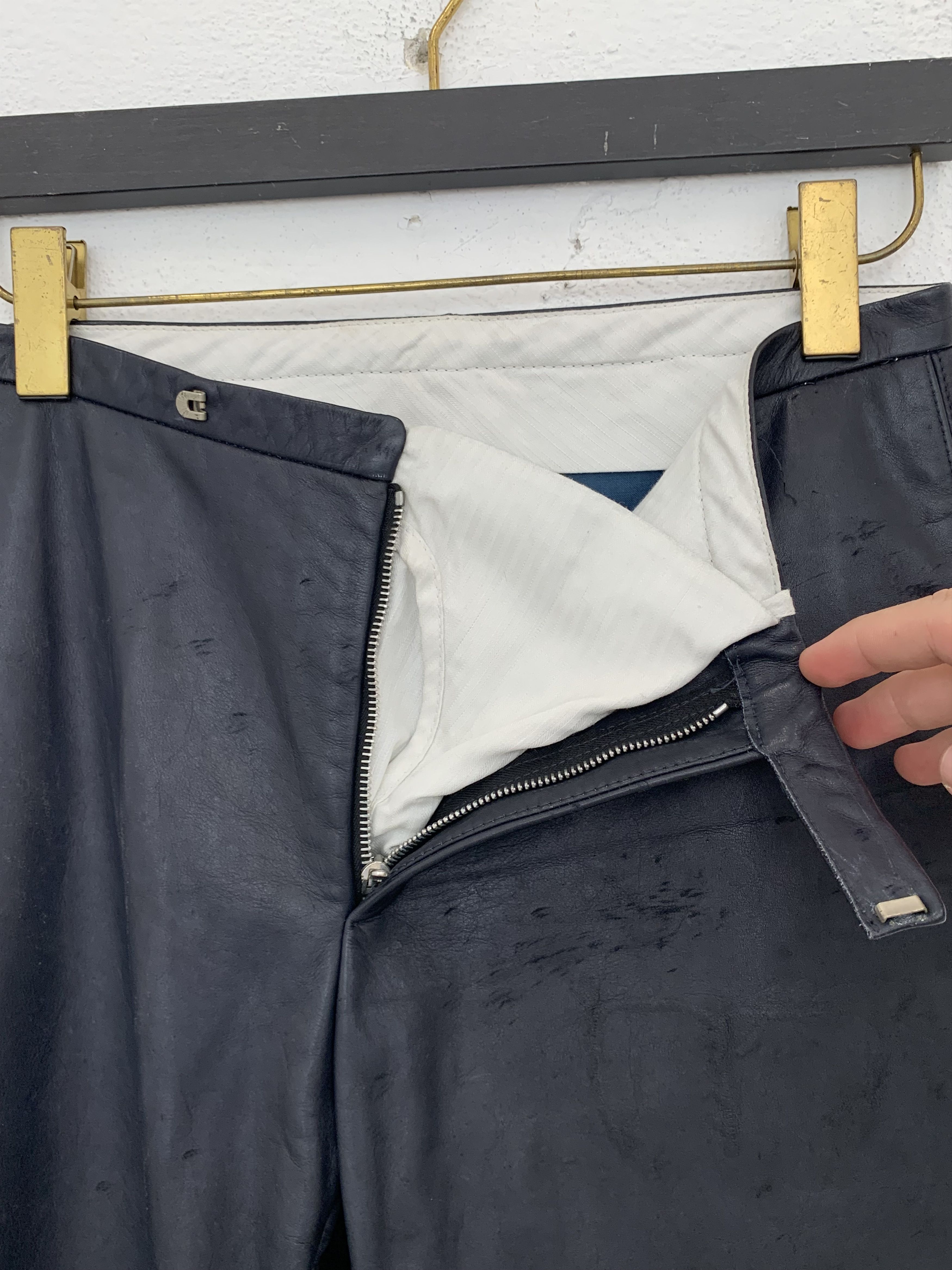Carol Christian Poell CAROL CHRISTIAN POELL MALE FALL 2000 2001 LEATHER PANTS Size US 32 / EU 48 - 11 Thumbnail