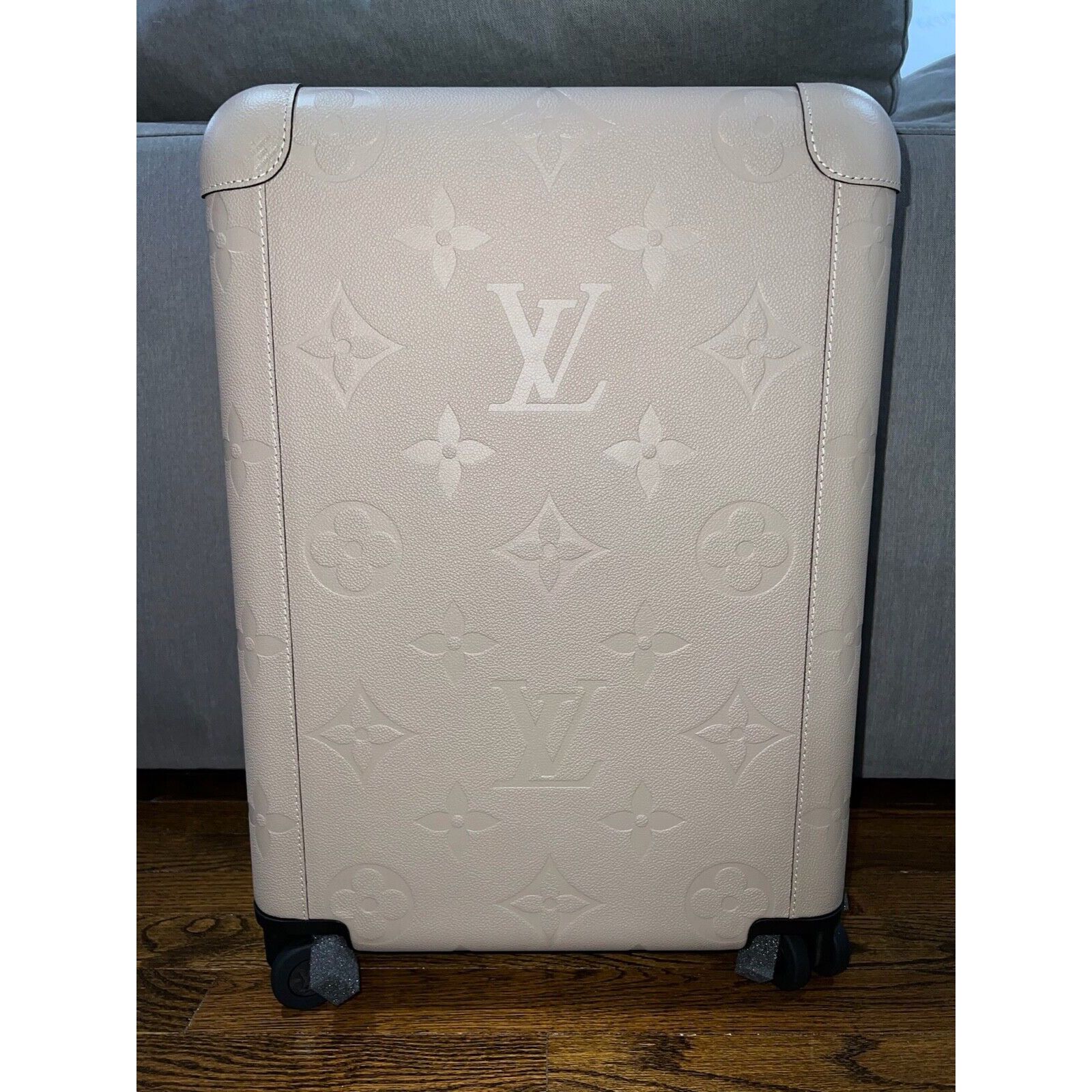 Louis Vuitton Louis Vuitton Horizon Cabin Rolling Luggage Travel Bag Size ONE SIZE - 3 Thumbnail