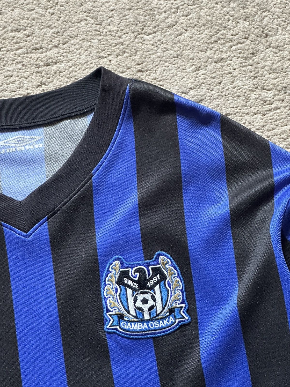 Umbro 2006-2007 Japan League Gamba Osaka Umbro Jersey Size US M / EU 48-50 / 2 - 3 Thumbnail