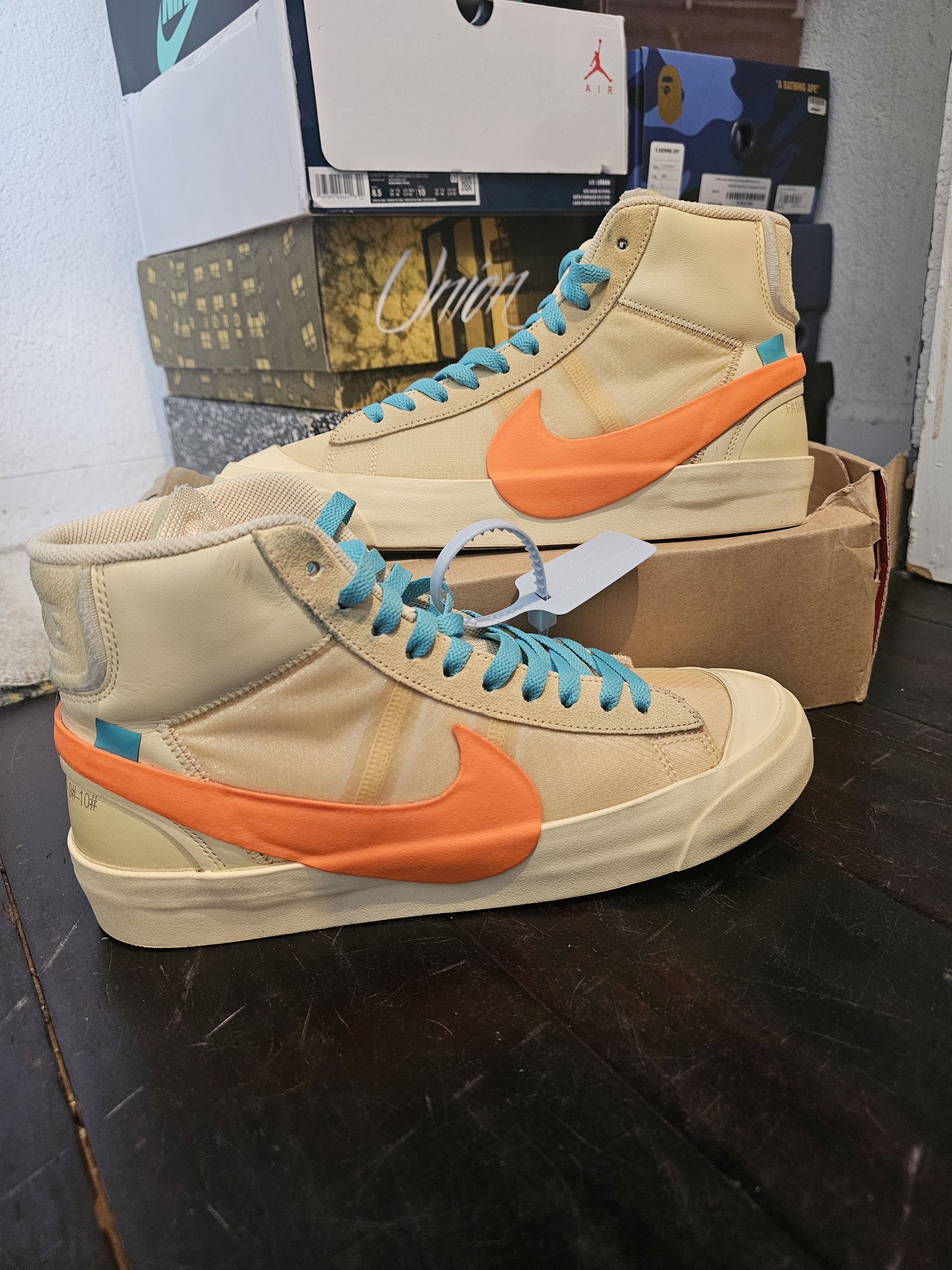 Nike ? 2024 Nike Field General  display picture 1