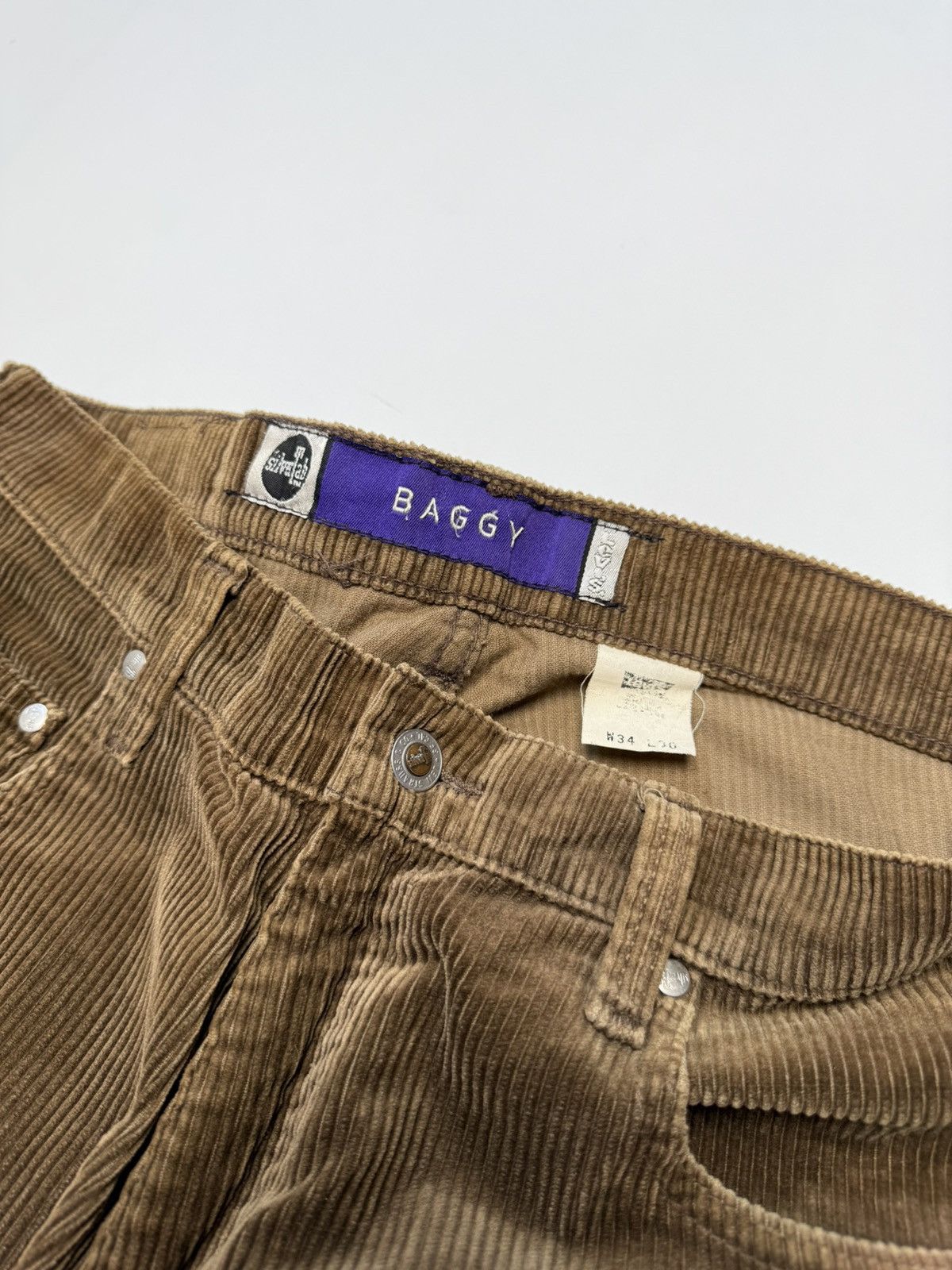 Levi's Vintage 90s Silvertab Baggy Brown Corduroy Size US 34 / EU 50 - 2 Thumbnail