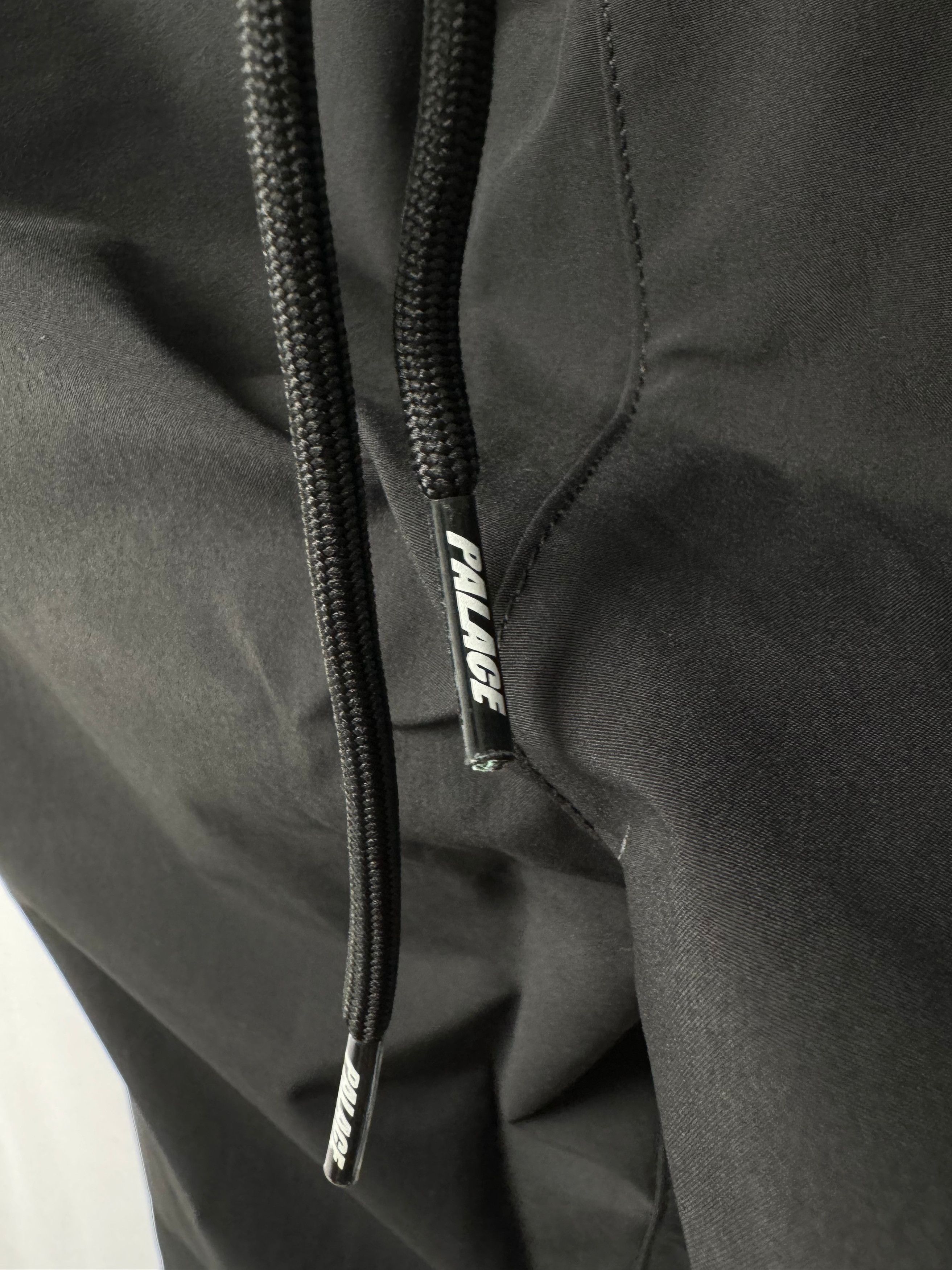 Palace NEW WITH TAG* Palace Palamat Shell Jogger Black SIZE M Size US 32 / EU 48 - 4 Thumbnail
