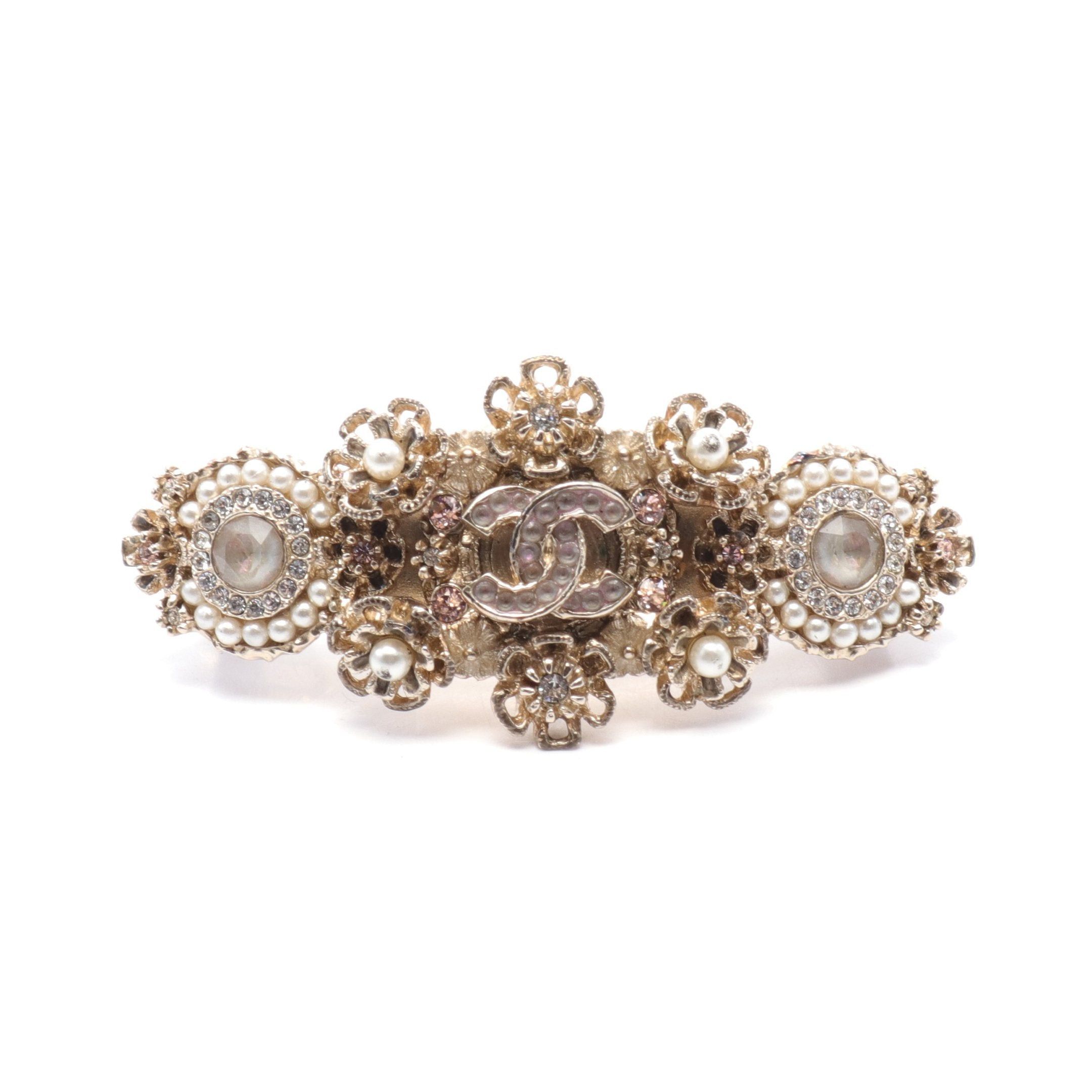 Chanel Chanel Coco Mark Barretta Gp Rhinestone Fake Pearl Gold Clear White 15A Size ONE SIZE - 1 Thumbnail