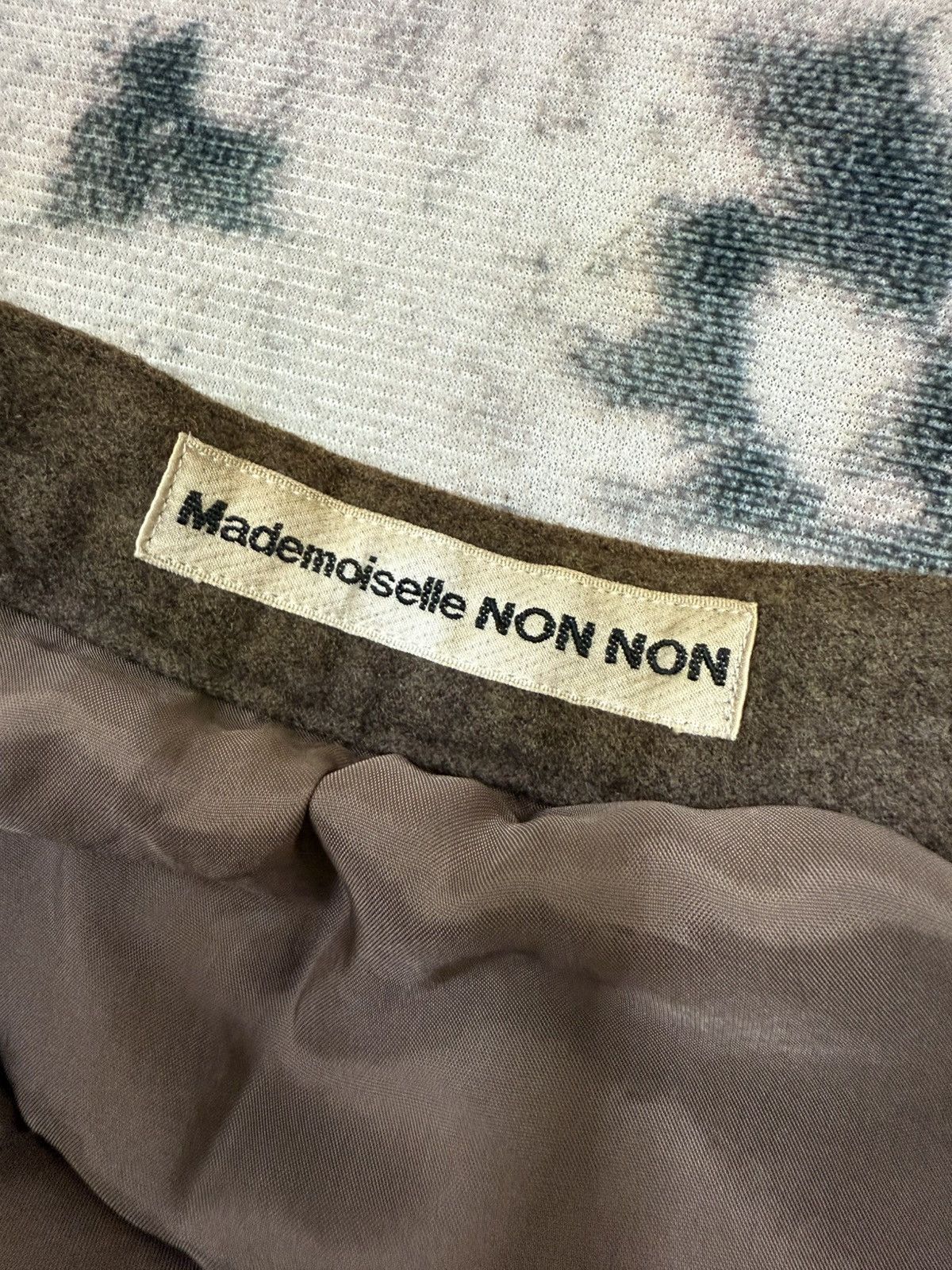 Japanese Brand × Mademoiselle Non Non × Vintage Madmoiselle Non Non plates Wool Skirt Size 24" / US 00 / IT 34 - 7 Thumbnail