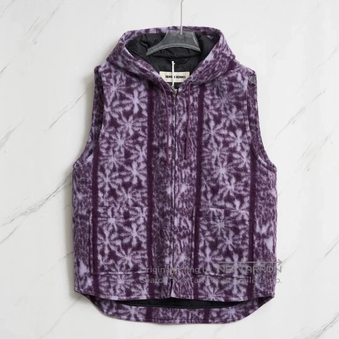 IENKI IENKI IENKI IENKI Women's Hooded Down Vest. Size M / US 6-8 / IT 42-44 - 1 Thumbnail