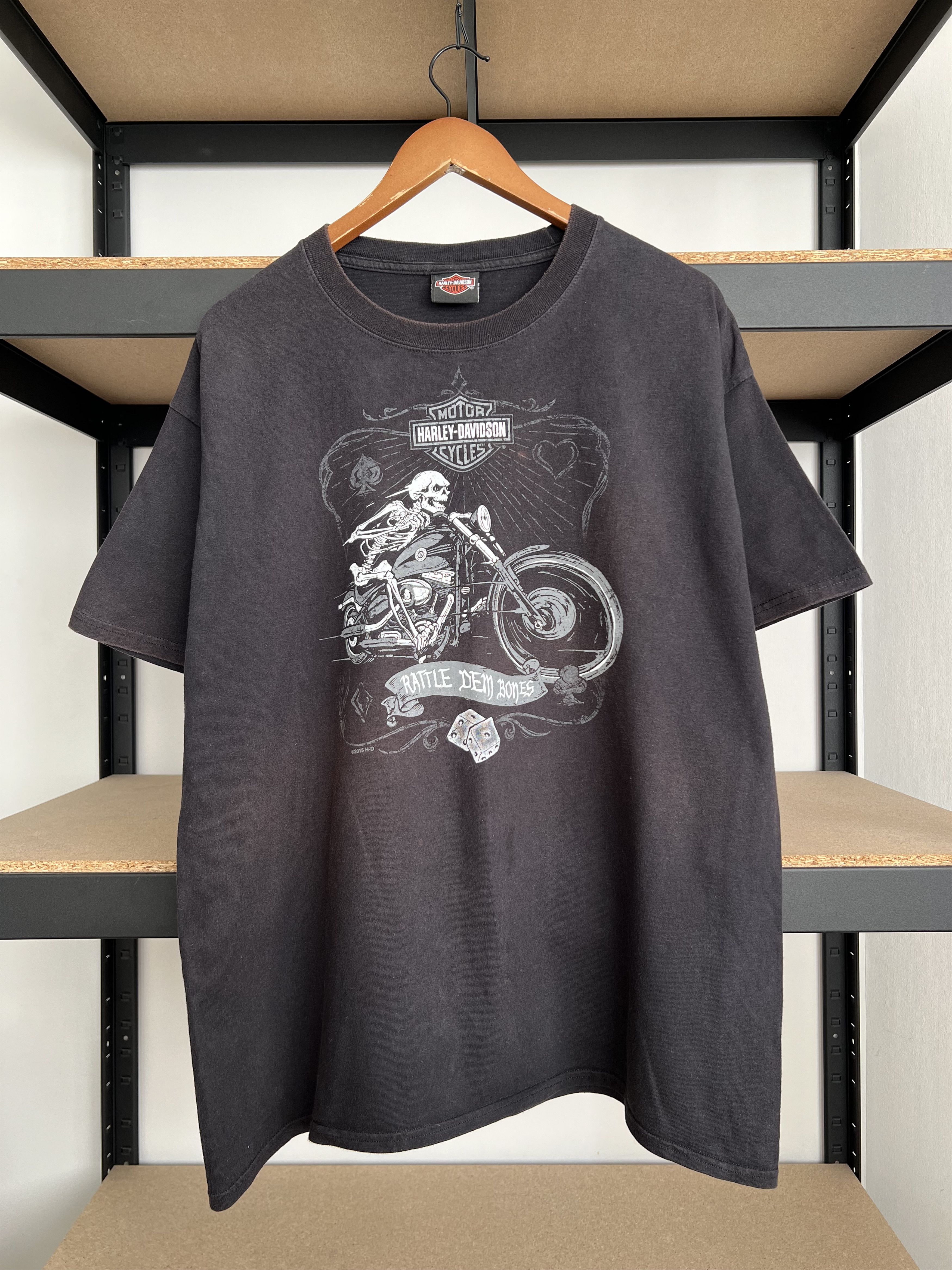 Harley Davidson Vintage 2015 Harley Davidson Motorcycle Snake Skull T-shirt Size US XL / EU 56 / 4 - 2 Thumbnail