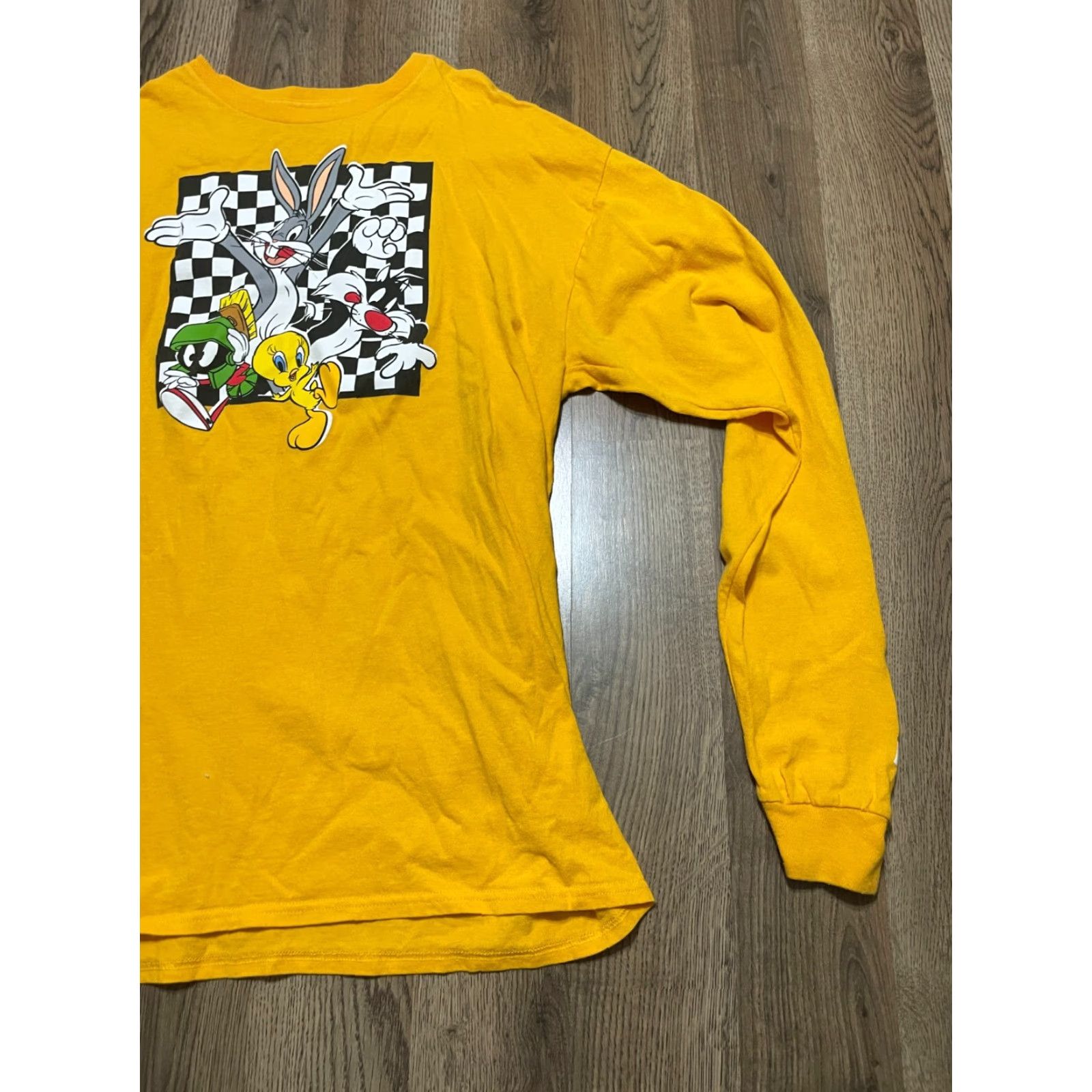 Vintage Looney Tunes Shirt Mens Large Yellow White Looney Tunes Cartoon Character T-Shirt Graphic Print Long Sleeve Round Neck Vintage: No Size US L / EU 52-54 / 3 - 3 Thumbnail