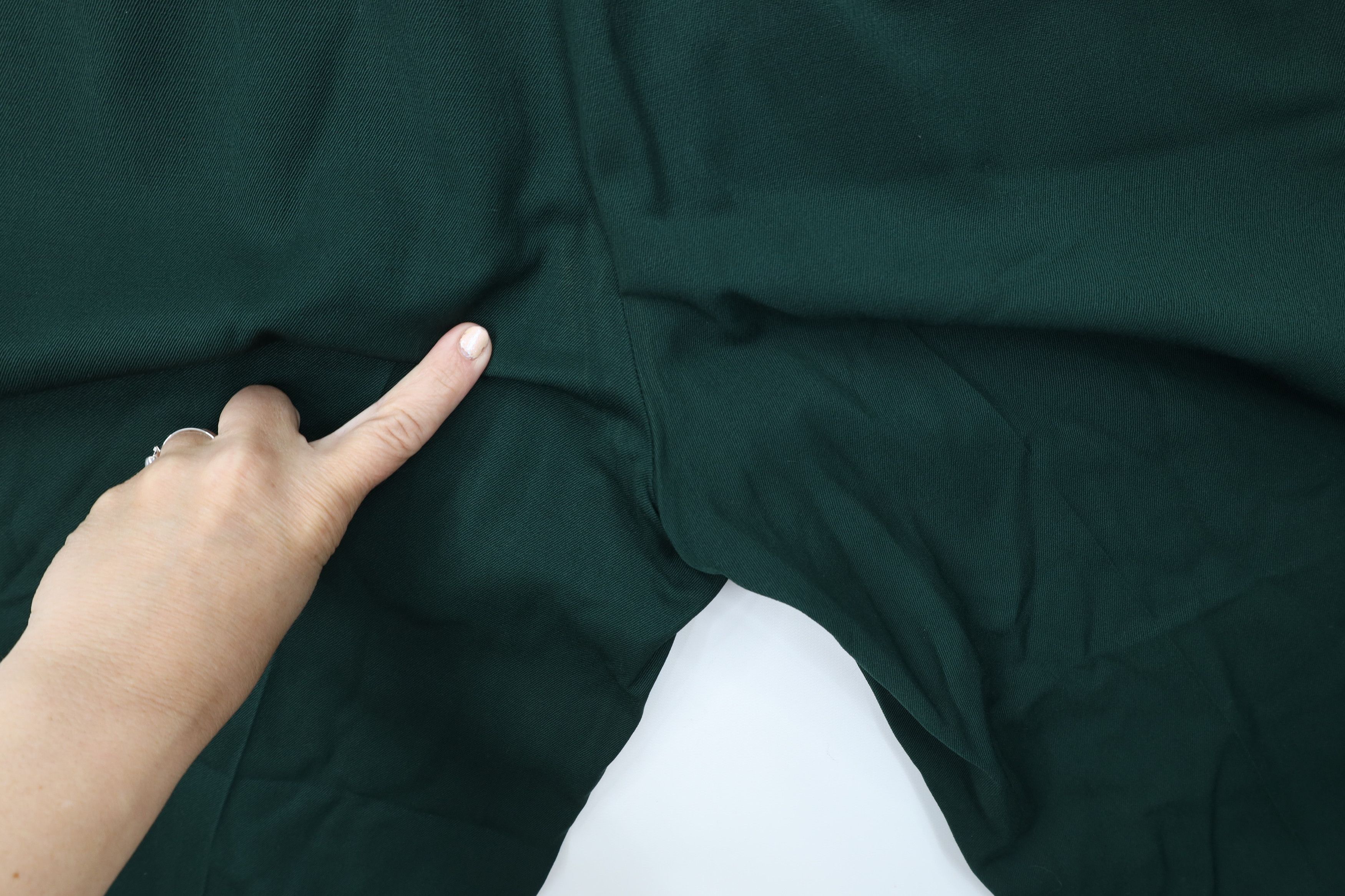 Escada Vintage 70s 80s Escada Pleated Tapered Leg Chino Pants Green Size 42" / US 20 - 12 Thumbnail