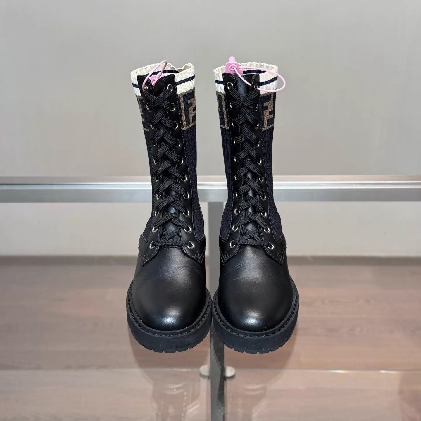 Fendi Fendi Monogram Martin Boots Size 35 98 Size US 4.5 / IT 34.5 - 2 Thumbnail