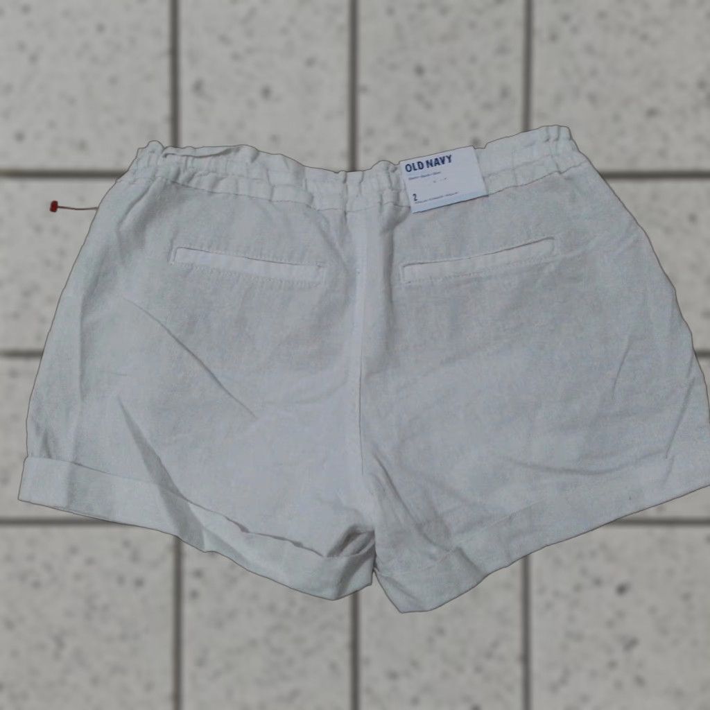 Old Navy Womens Old Navy Khaki Shorts 2 Cotton Chino White 2 Regular Jeans? Size 26" / US 2 / IT 38 - 1 Thumbnail