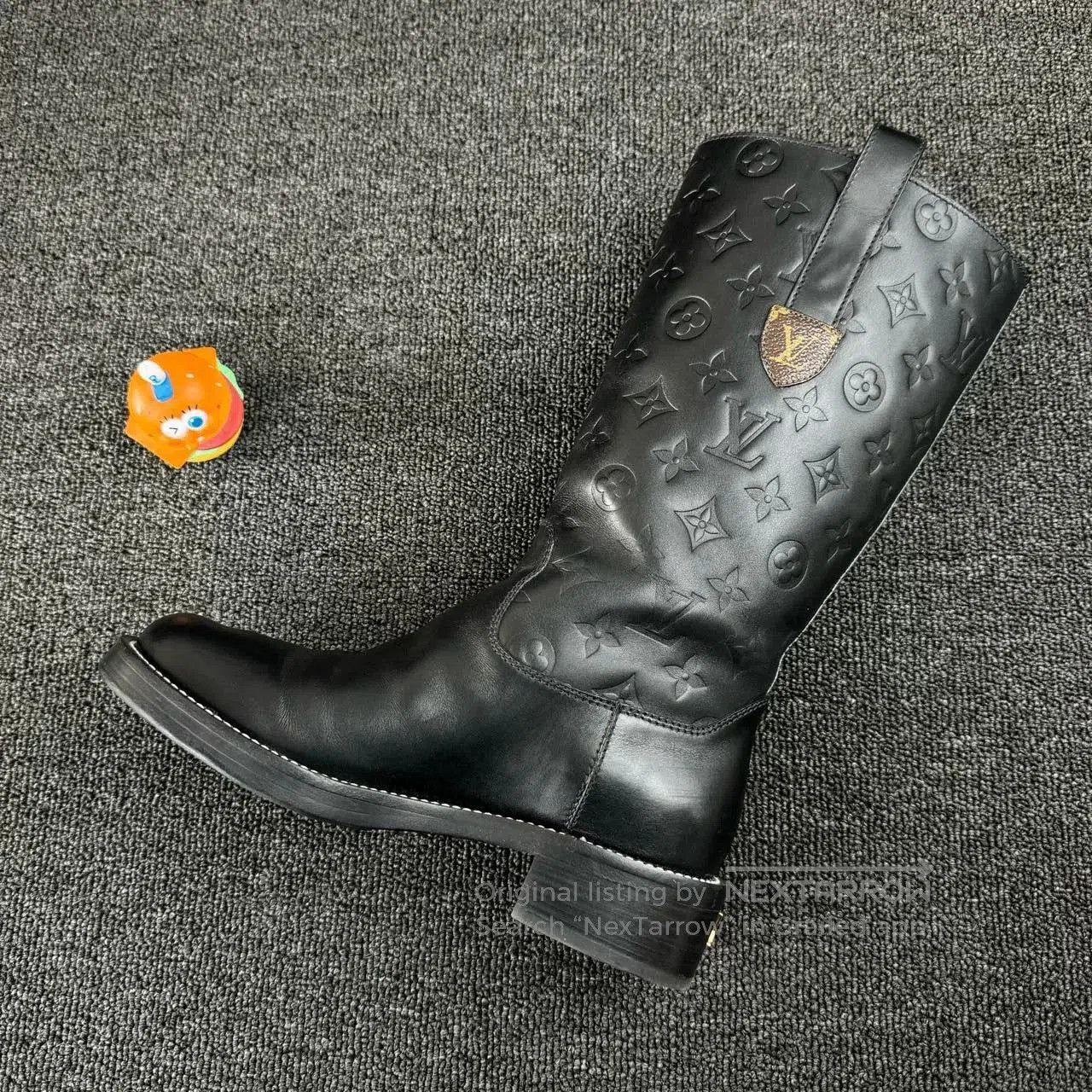 Louis Vuitton louis vuitton embossed pattern knight boots. Size US 7 / IT 37 - 3 Thumbnail