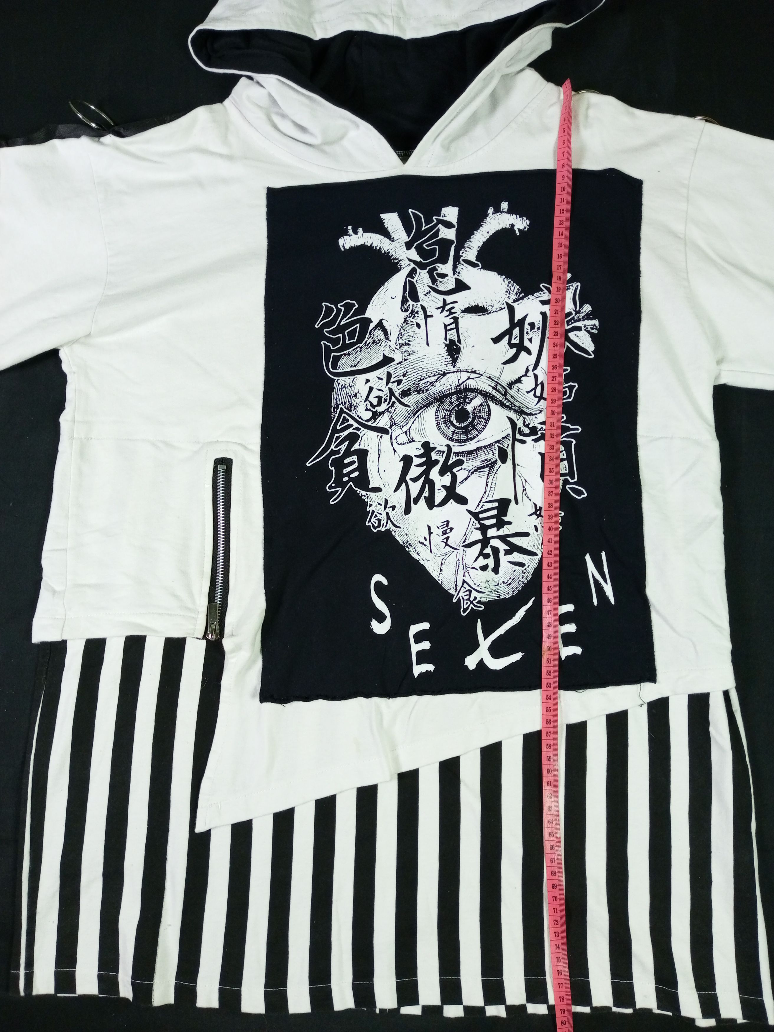 Japanese Brand Y2K Crazy Punk VKEI Style Japanese Hoodie One eye Riot Size US L / EU 52-54 / 3 - 8 Thumbnail