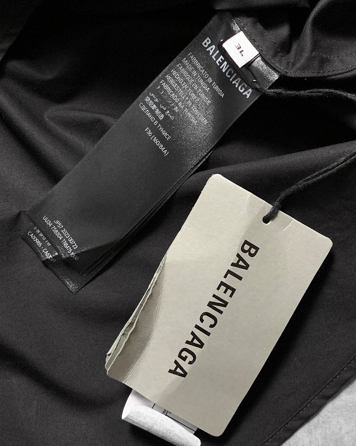 Balenciaga Balenciaga Employee Uniform Buttoned Long-Sleeved Shirt - M Size US M / EU 48-50 / 2 - 6 Thumbnail
