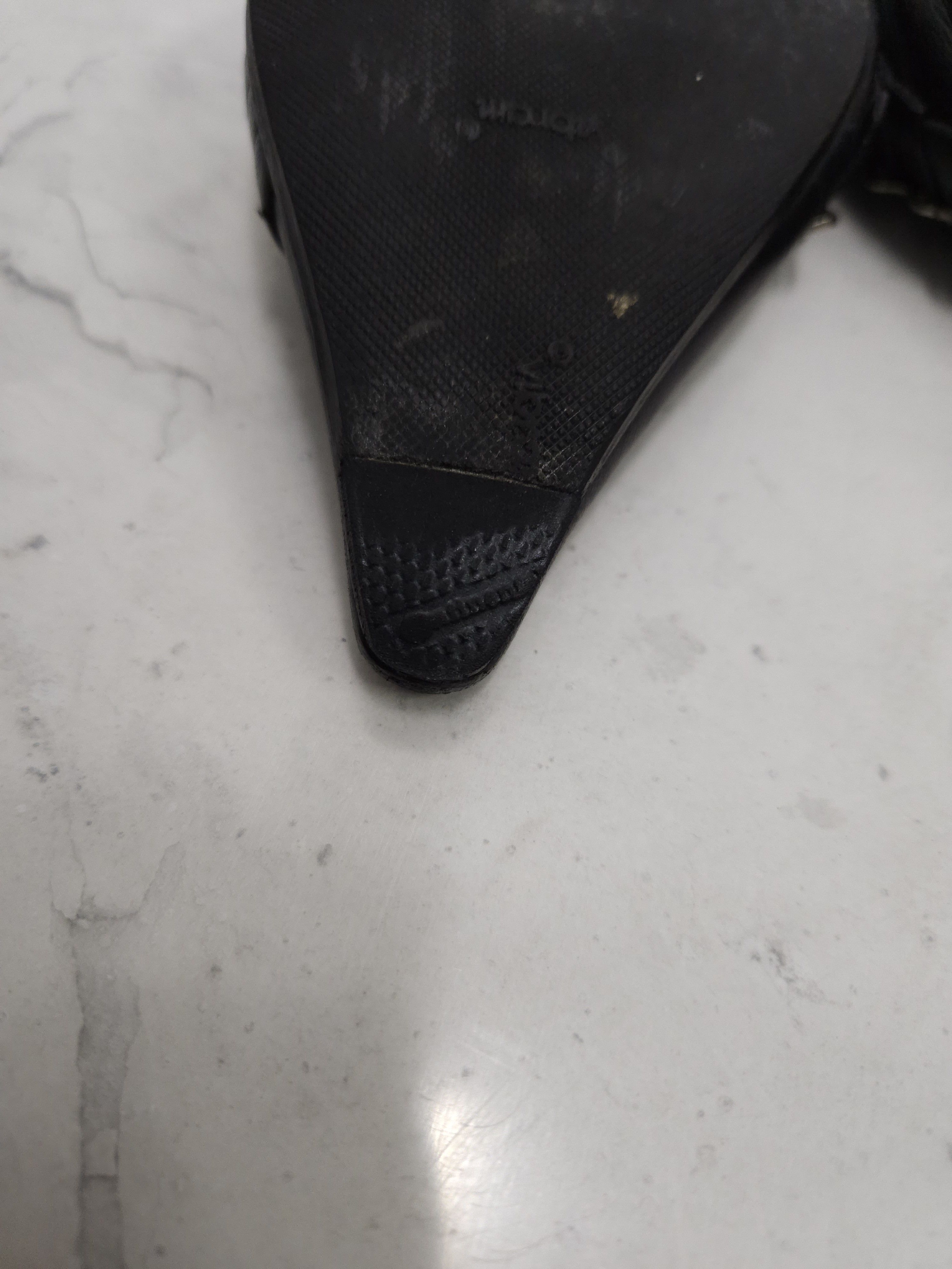 Vintage Archive y2k black leather pointed toe mules with buckles Size US 5 / IT 35 - 17 Thumbnail