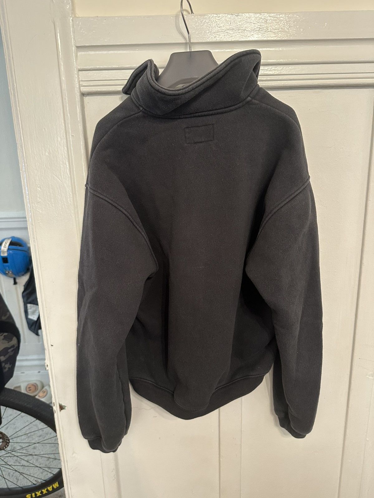 Uniqlo × White Mountaineering Uniqlo x White Mountaineering quarter button fleece Size US S / EU 44-46 / 1 - 3 Thumbnail