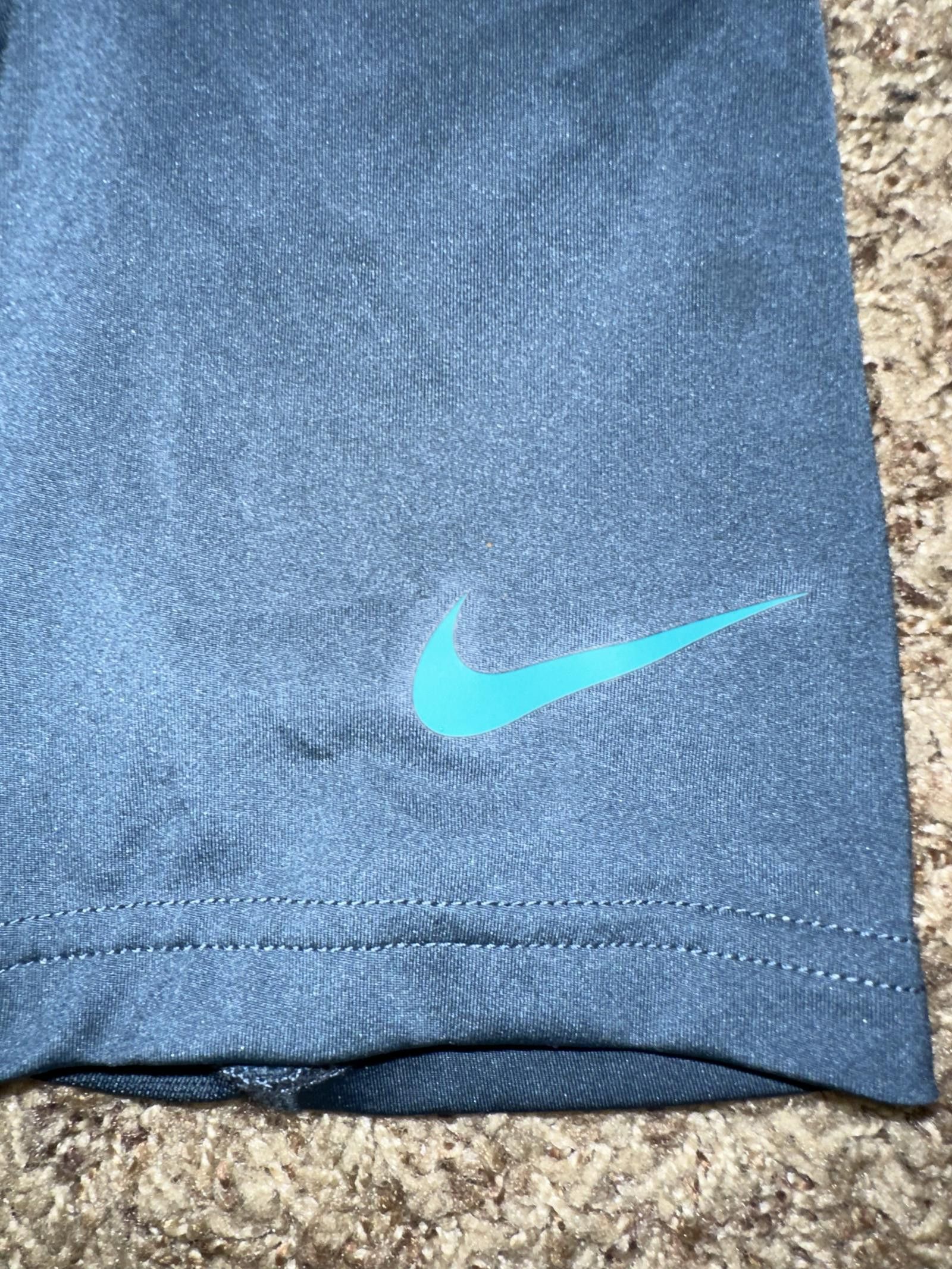 Nike RARE Nike Big Kids (Boy’s) Pro Combat Core Compression Shorts Sample MADE IN USA Size US 26 / EU 42 - 2 Thumbnail