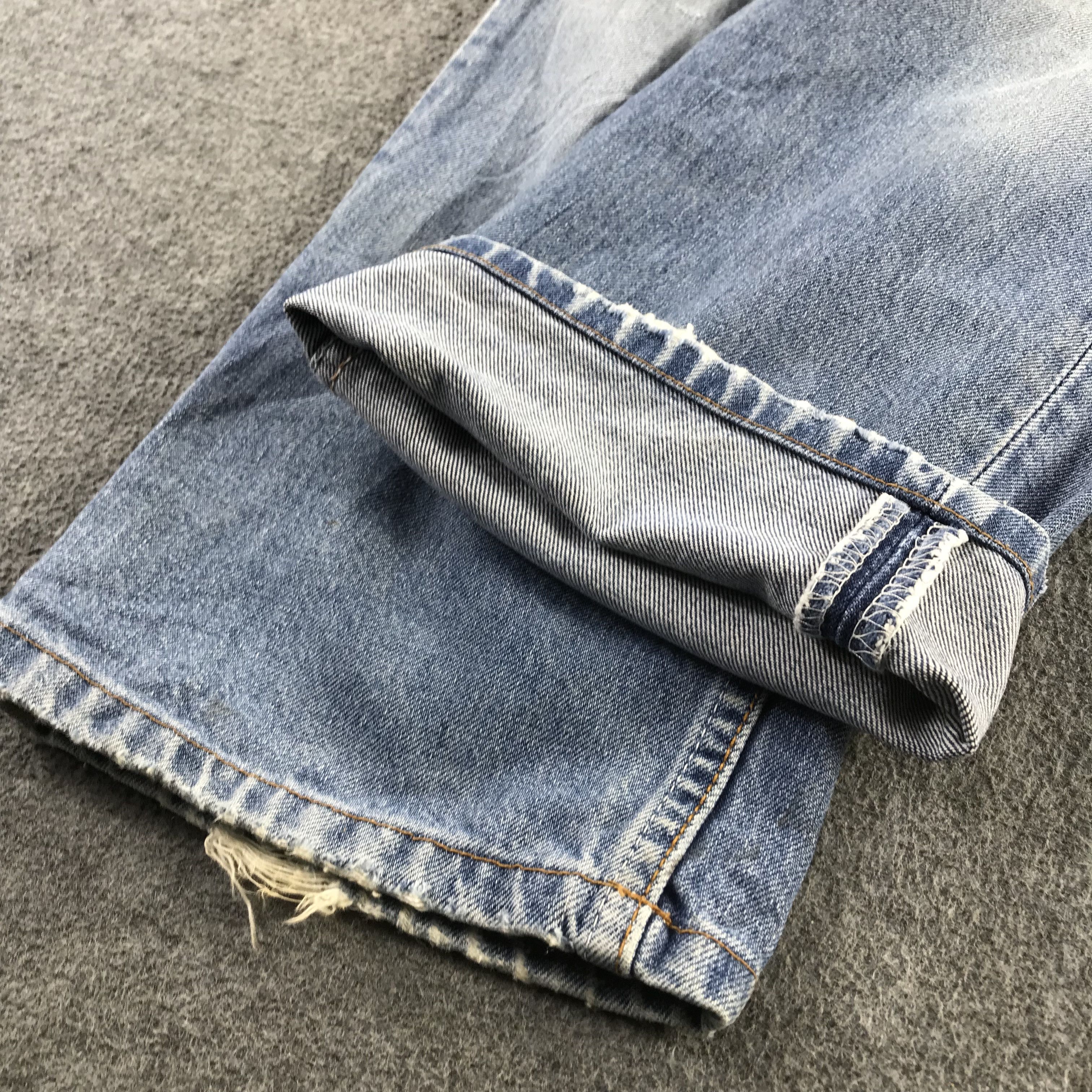 Levi's Vintage Levis 508 Jeans Faded Blue Denim KJ3416 Size US 31 - 7 Thumbnail