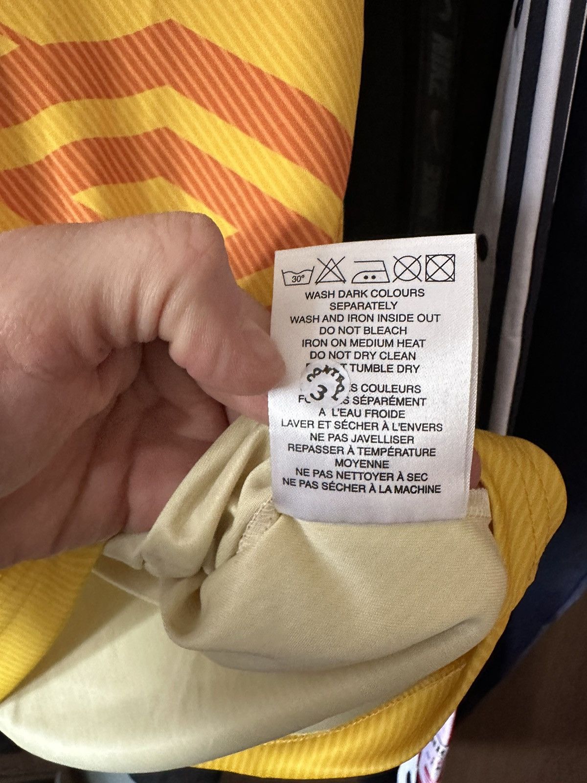 Vintage Umbro pro training yellow Brazil rare polo big logo
