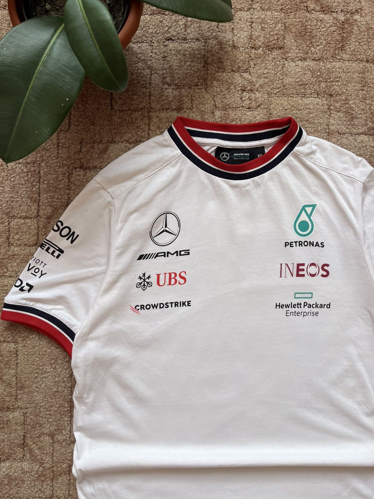 Mercedes-Benz Vintage Mercedes-Benz Amg F1 Racing Team Petronas White Tee Size US XS / EU 42 / 0 - 2 Thumbnail