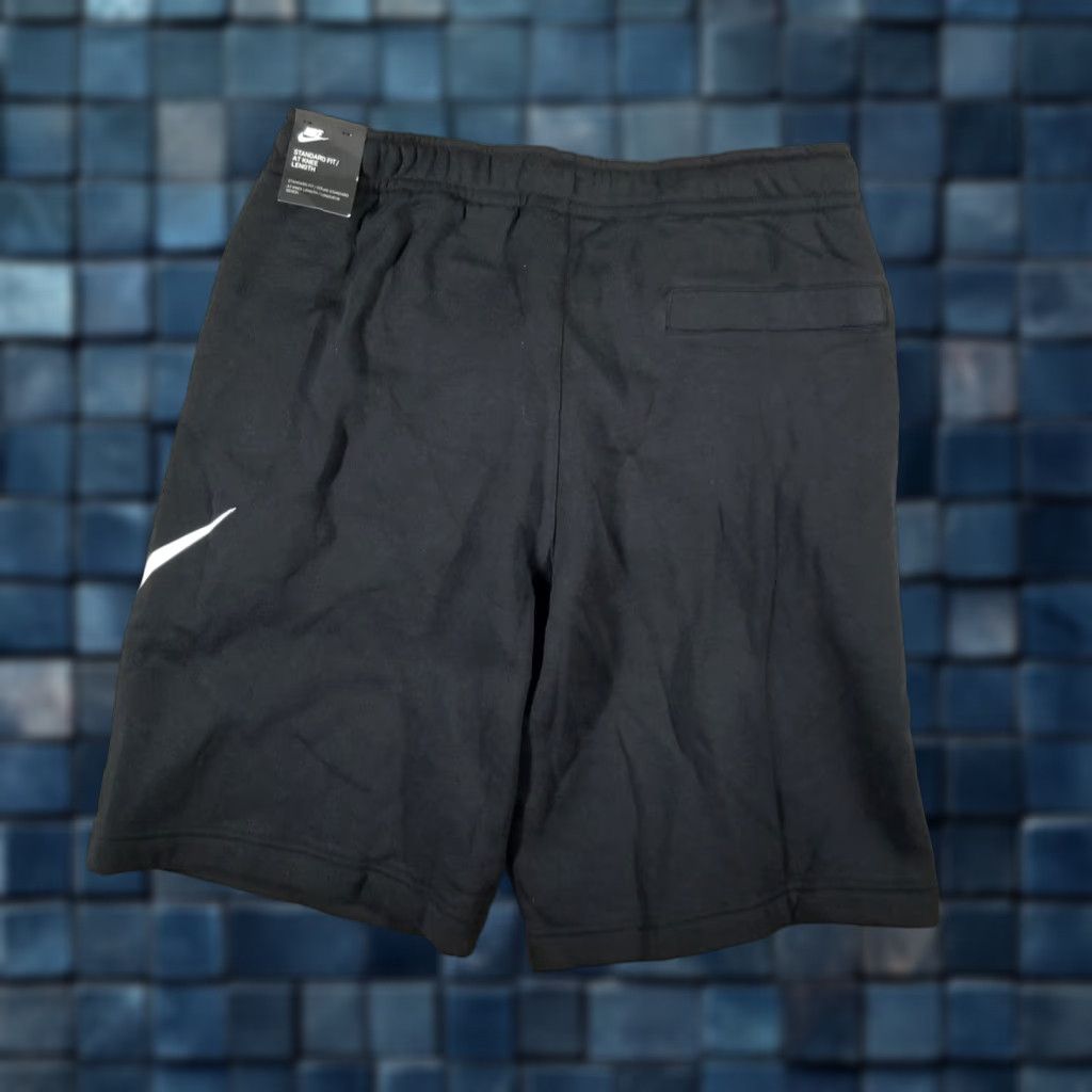 Nike Nike Sportswear Club Fleece Shorts Mens Medium Black 843520 010 New Size US 31 - 1 Thumbnail