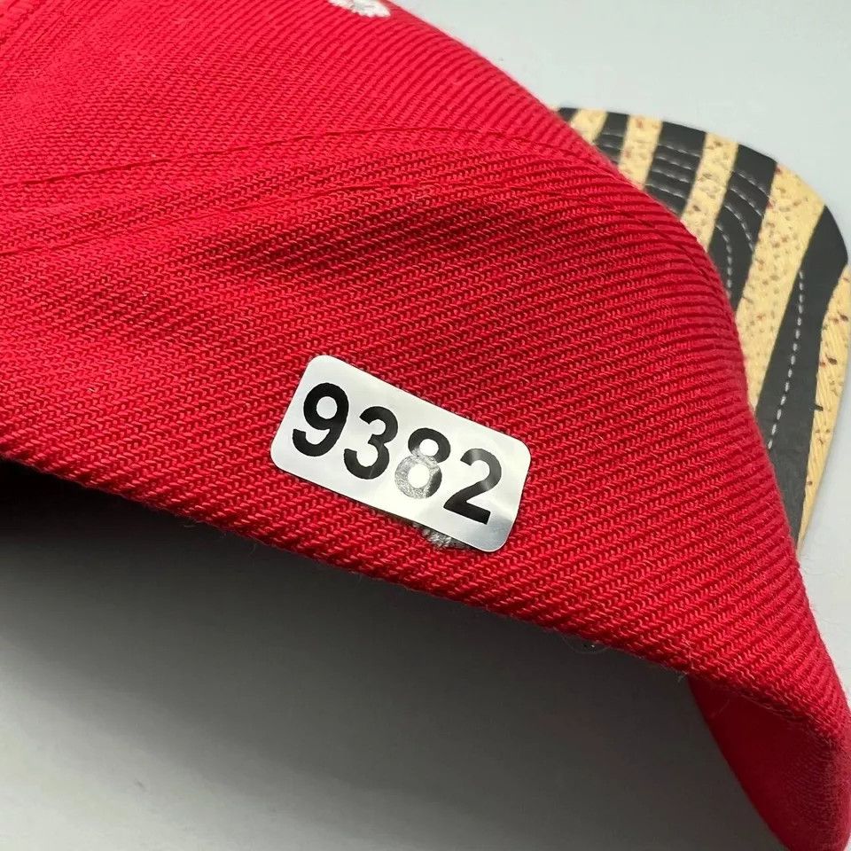 Jordan Brand Air Jordan Hat Men Embroidered Logo Jumpman Snap Back Cap Size ONE SIZE - 8 Thumbnail