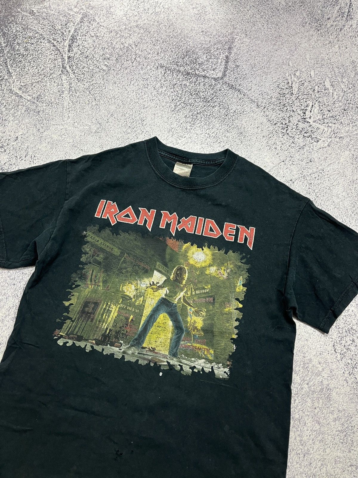 Band Tees × Iron Maiden × Vintage 2004 Vintage Iron Maiden "The Early Days" Rock Band Tee Size US M / EU 48-50 / 2 - 4 Thumbnail