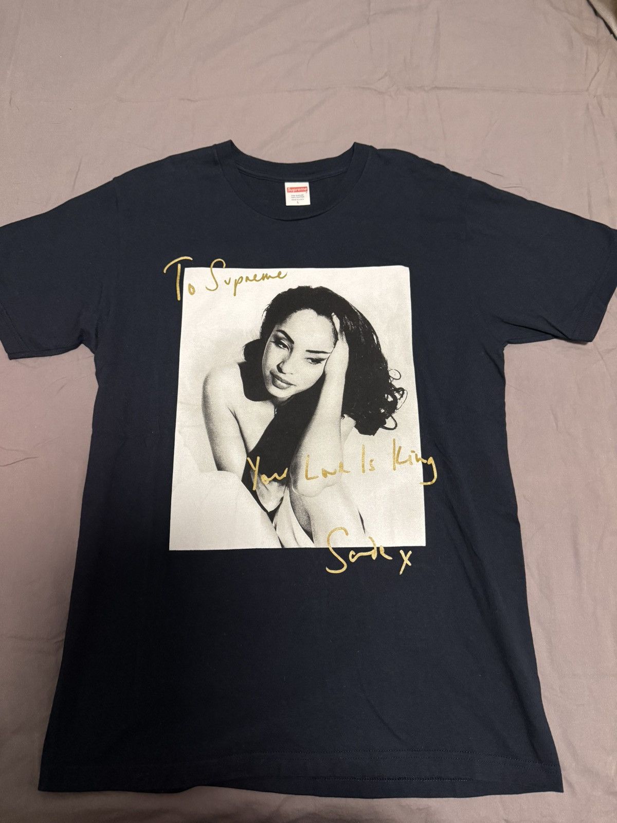 Supreme Supreme sade tee T-shirt navy large Size US L / EU 52-54 / 3 - 1 Thumbnail