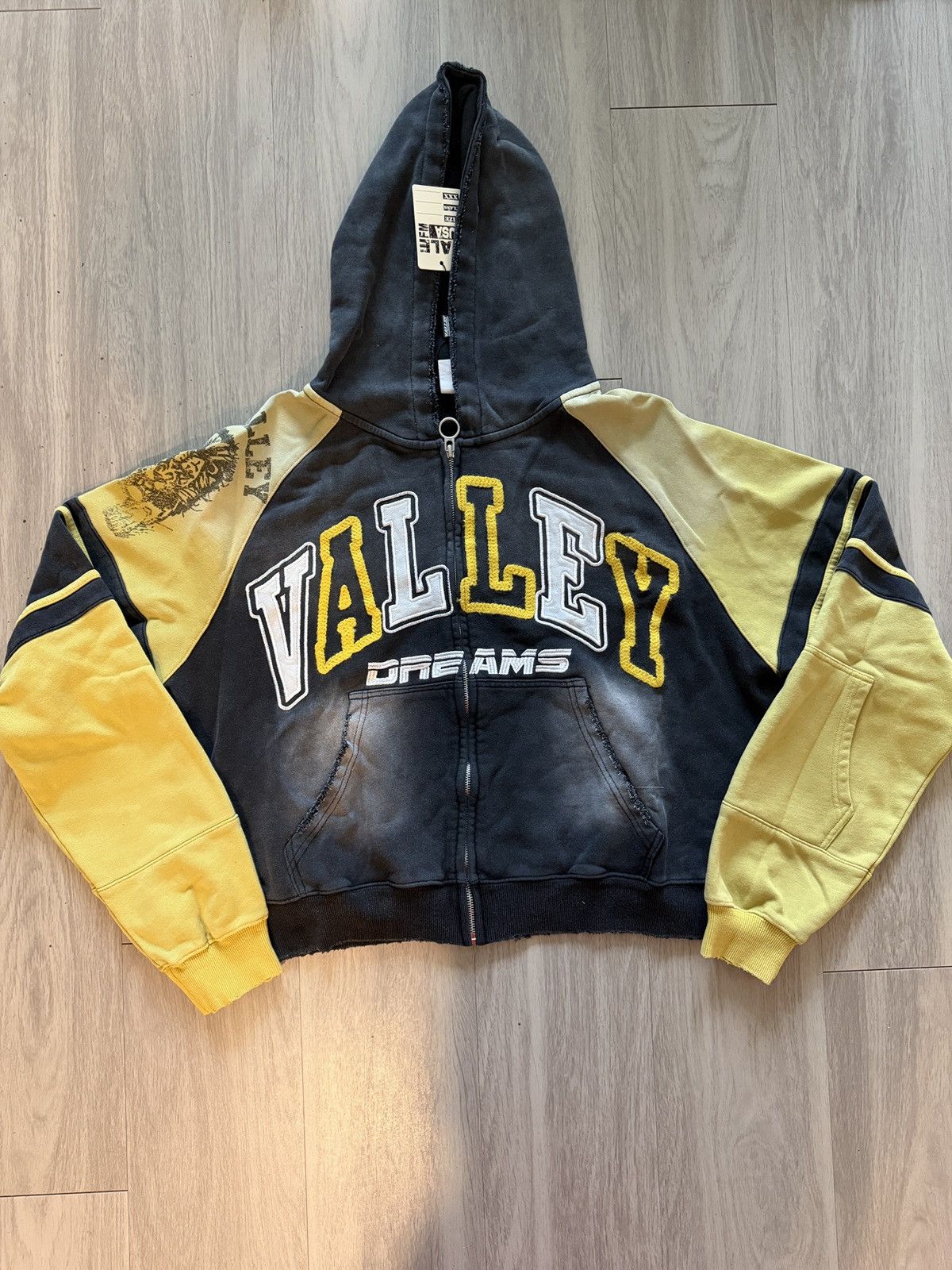 Vale Forever Lethal Zip Up