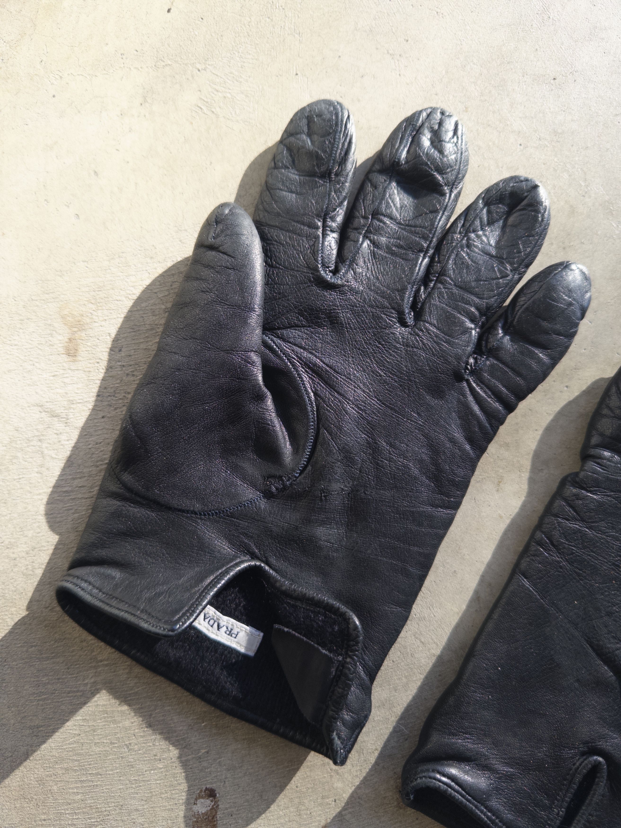 Prada Vintage Prada Black Leather Gloves Size ONE SIZE - 2 Thumbnail