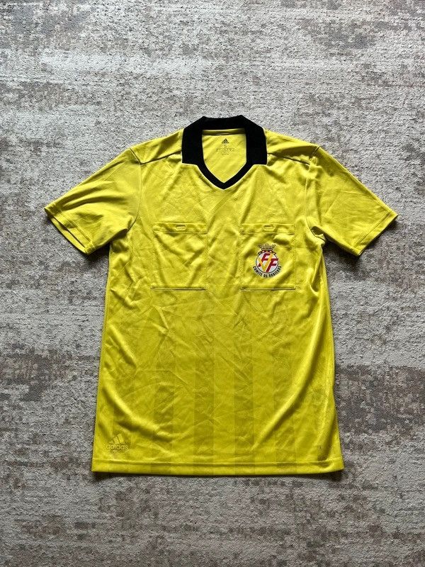 Adidas Adidas Comite De Arbitros Sz S Made in Thailand 2019 Size US S / EU 44-46 / 1 - 14 Thumbnail