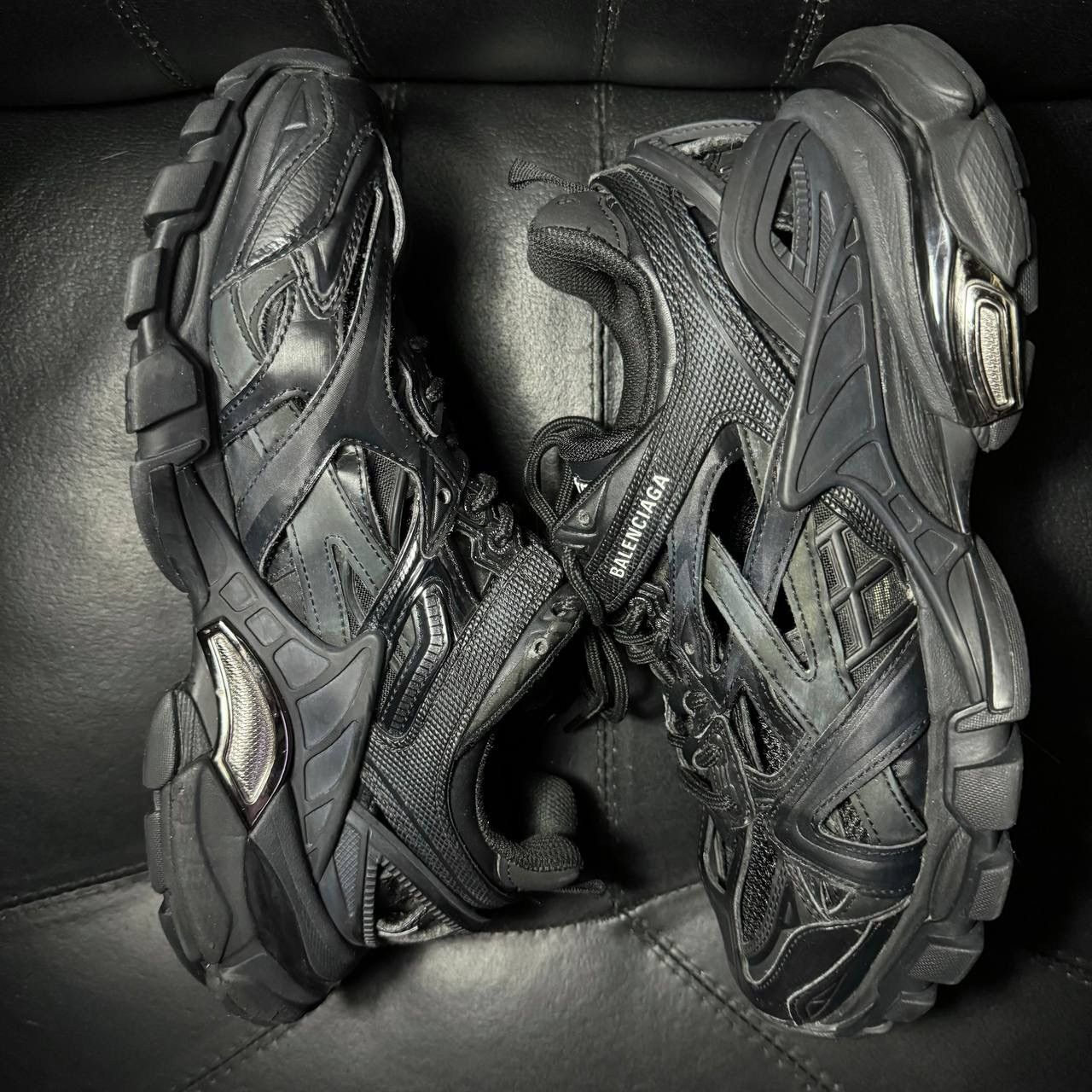 Balenciaga balenciaga track 2 black Size US 7 / EU 40 - 5 Thumbnail